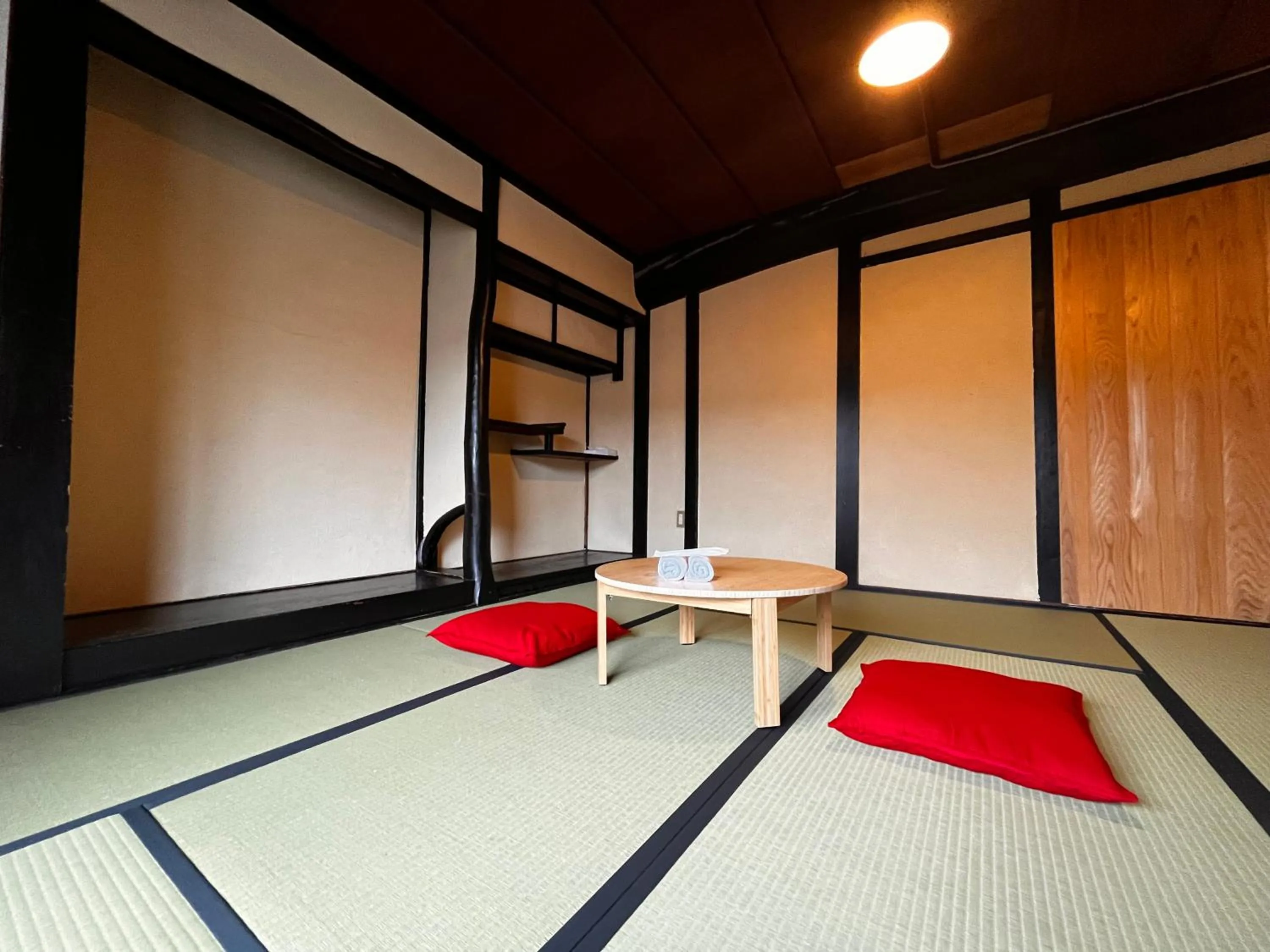 Biwako Makino Hifumikan