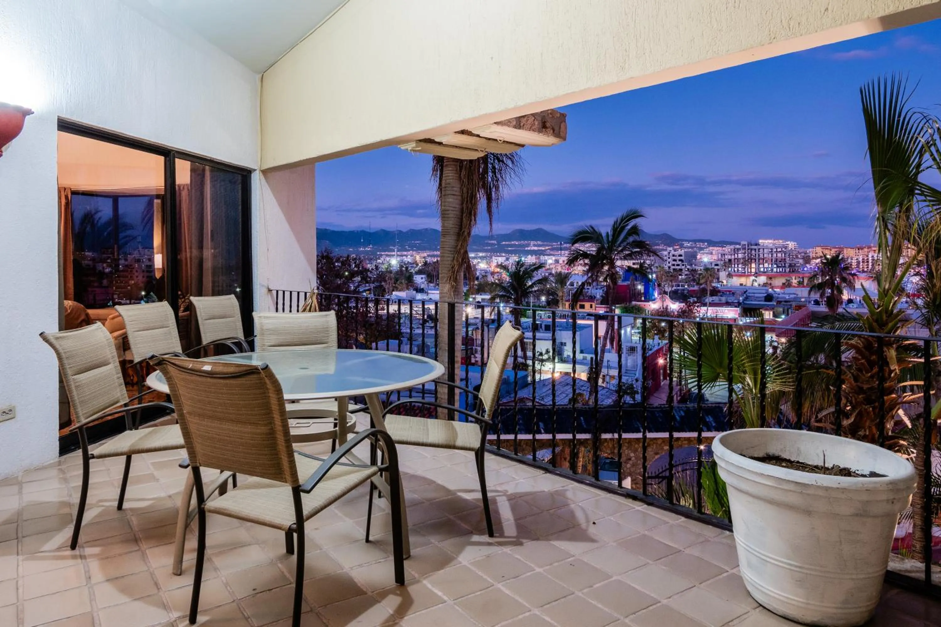 Balcony/Terrace in Marina View Villas