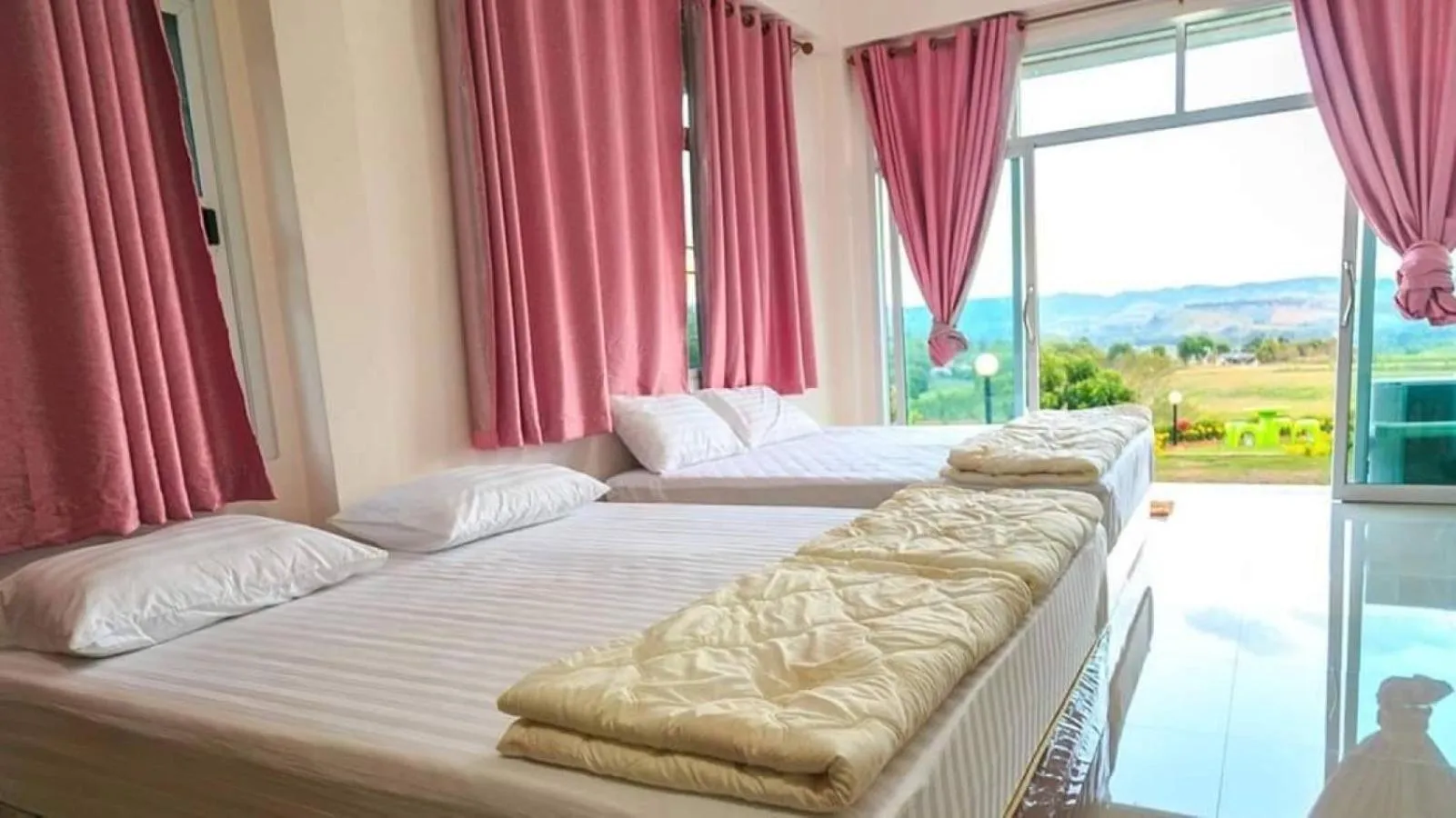 Photo of the whole room, Bed in Phuyafahsai The Resort Khao Kho