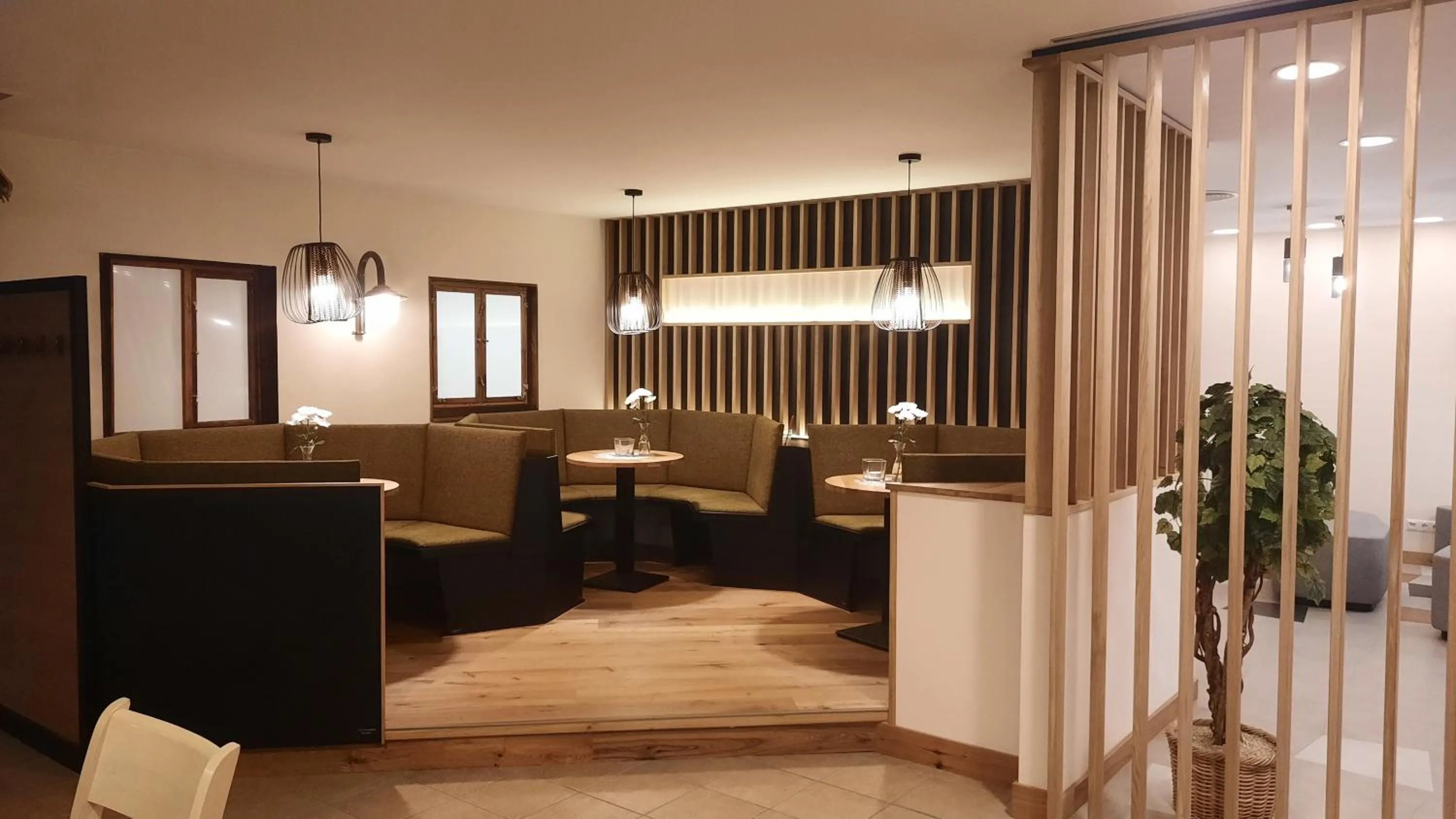 Restaurant/places to eat in Euroville Jugend- und Sporthotel