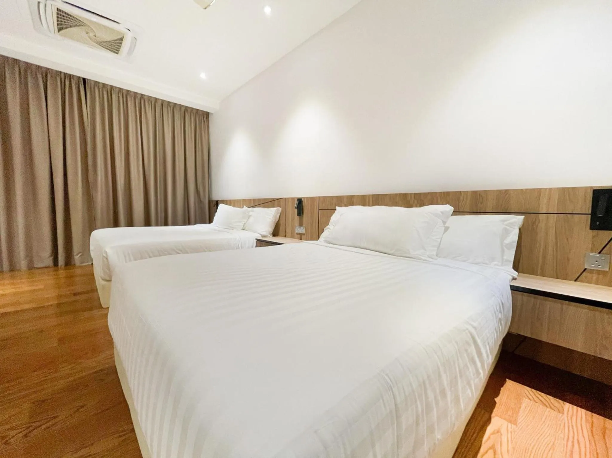 Bed in La Villa Langkawi - Private Pool