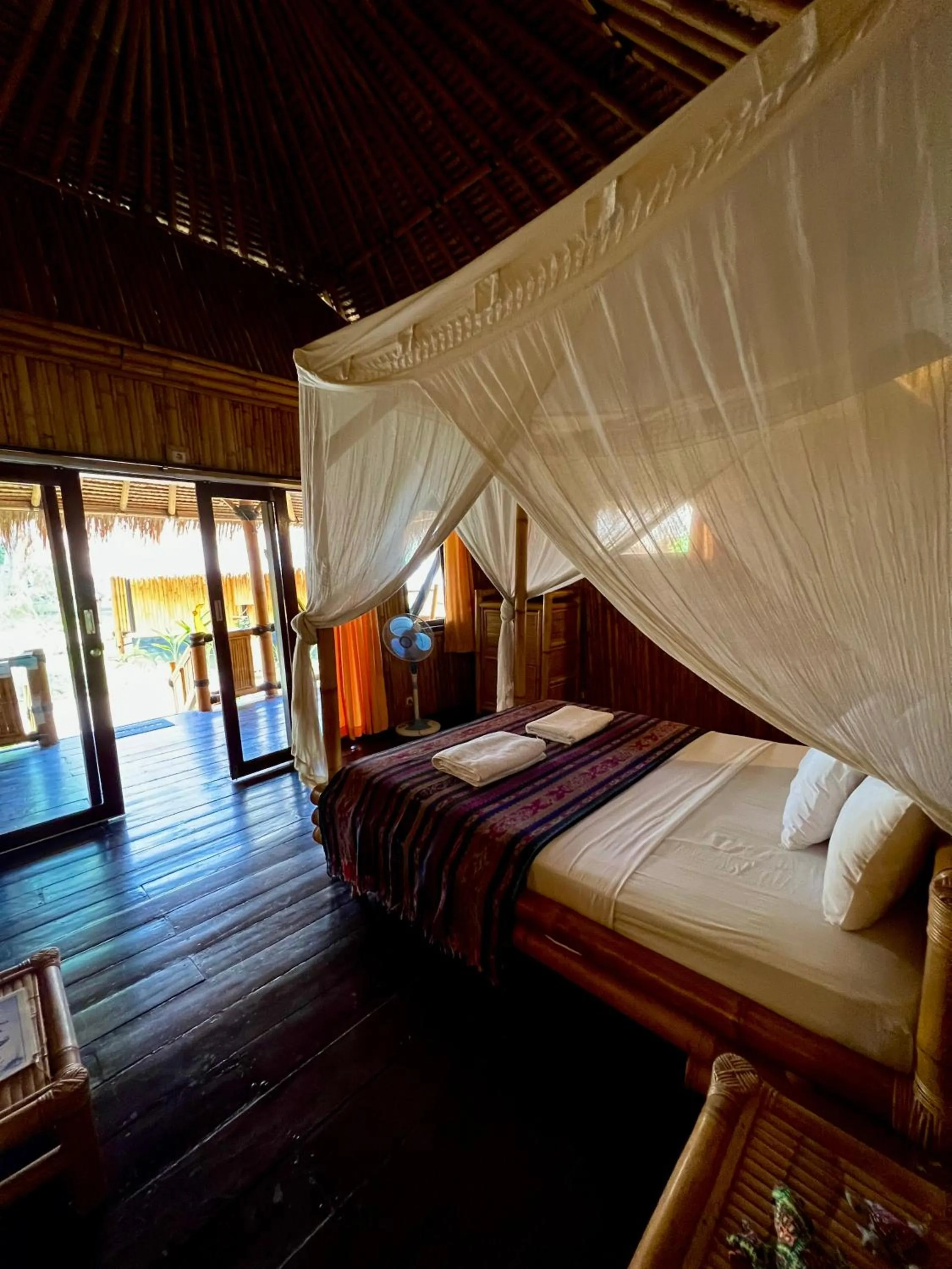 Bed in Rinjani Beach Eco Resort