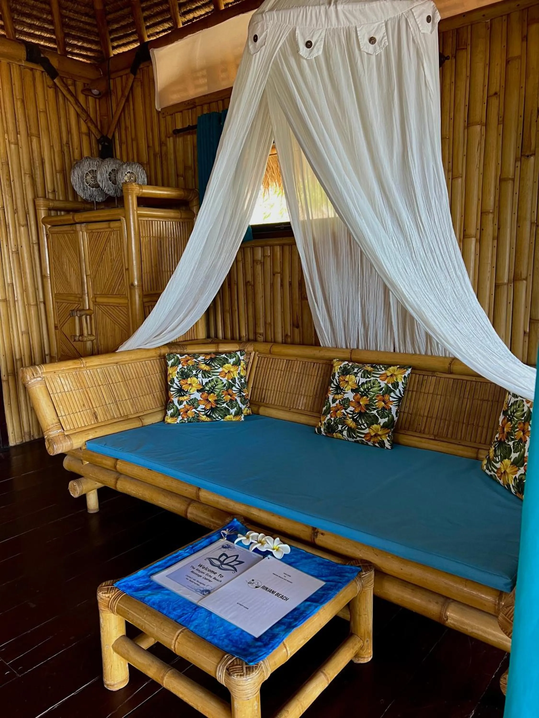 Bed in Rinjani Beach Eco Resort