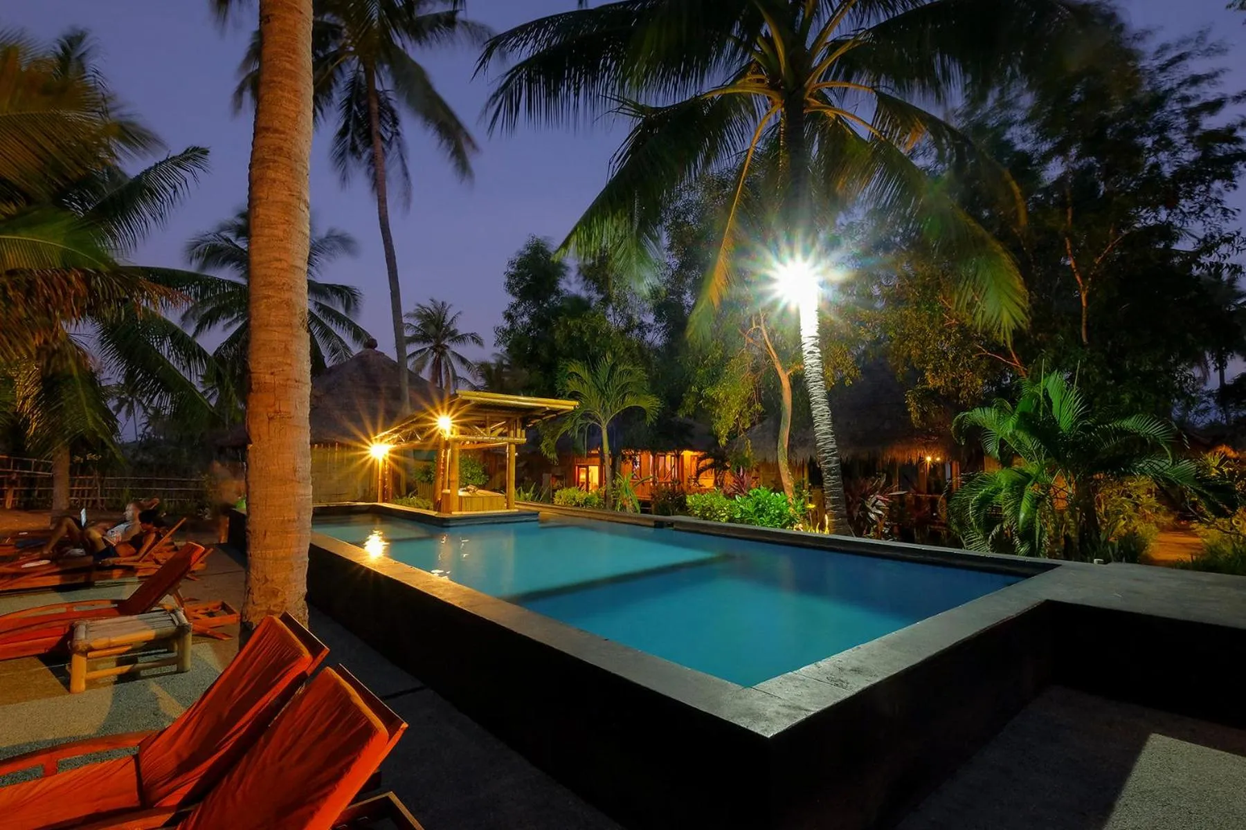 Swimming pool in Rinjani Beach Eco Resort