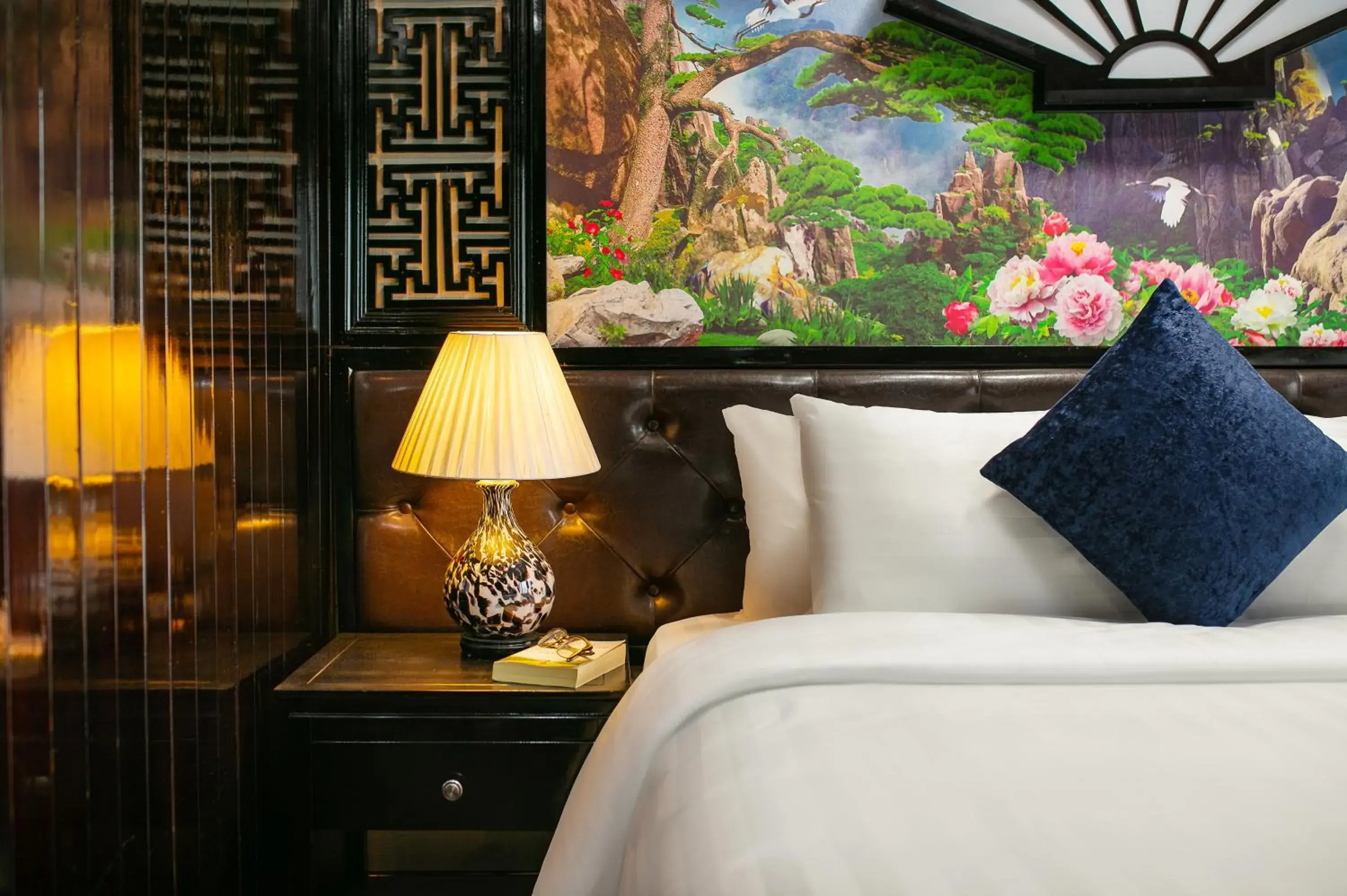 Single Cabin - single occupancy - 2 days 1 night in Halong Fantasea Cruise Single Cabin - single occupancy - 2 days 1 night in Halong Fantasea Cruise