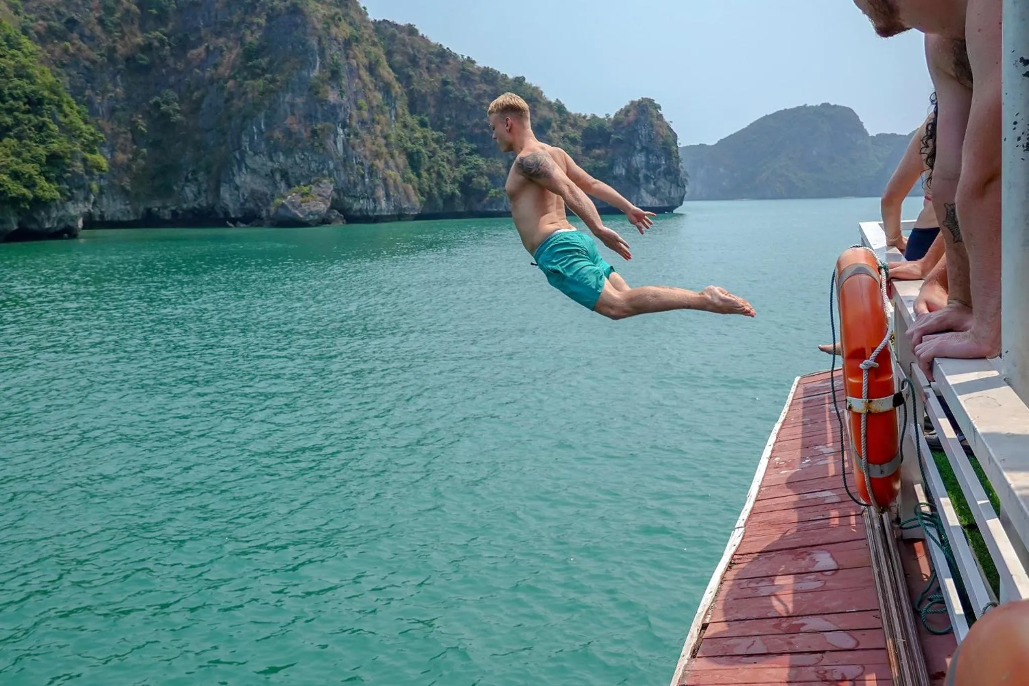 Activities in Halong Fantasea Cruise