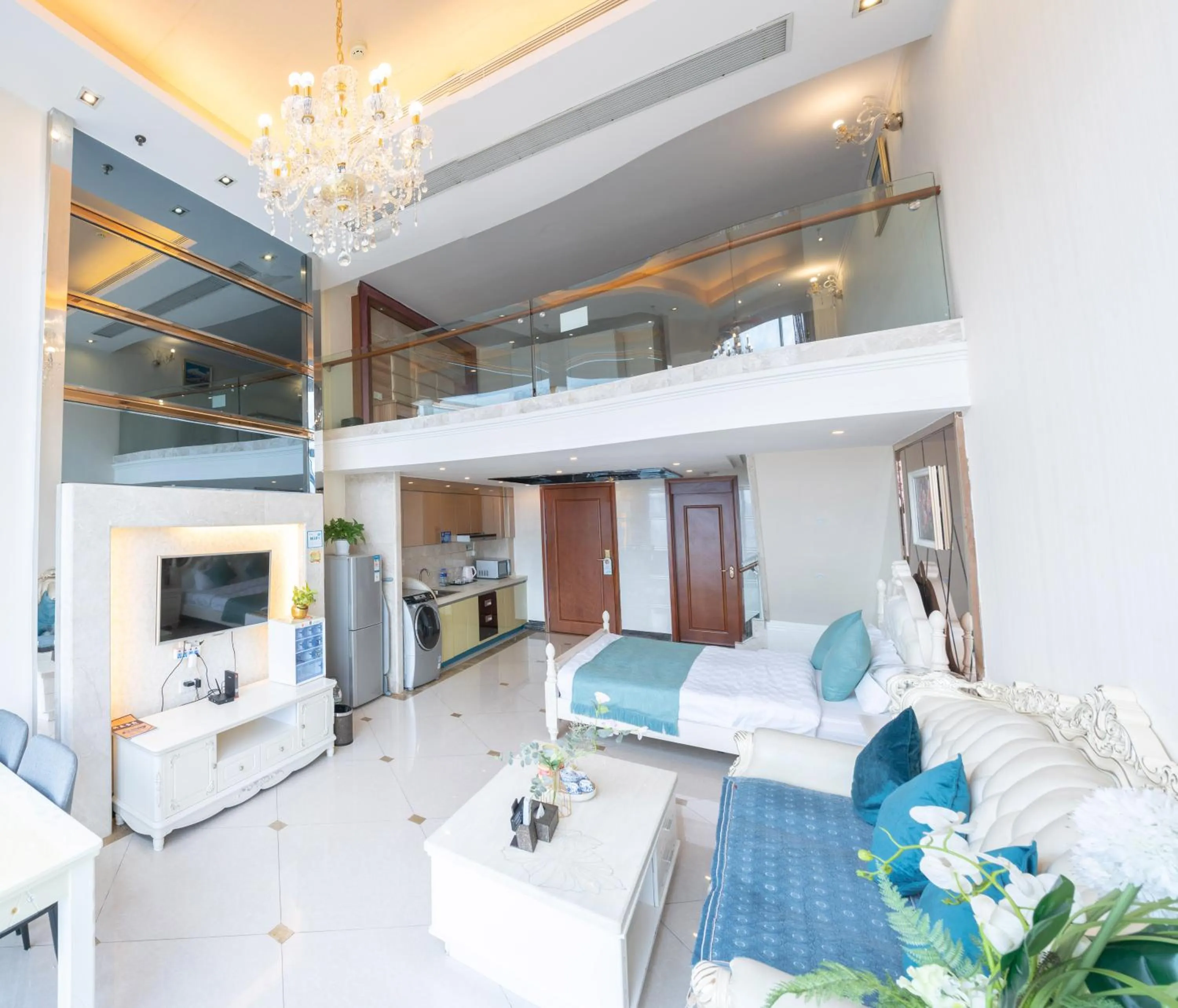 Living room in Louidon Mega Apartment Of Kam Rueng Plaza - Sunshine Apartment