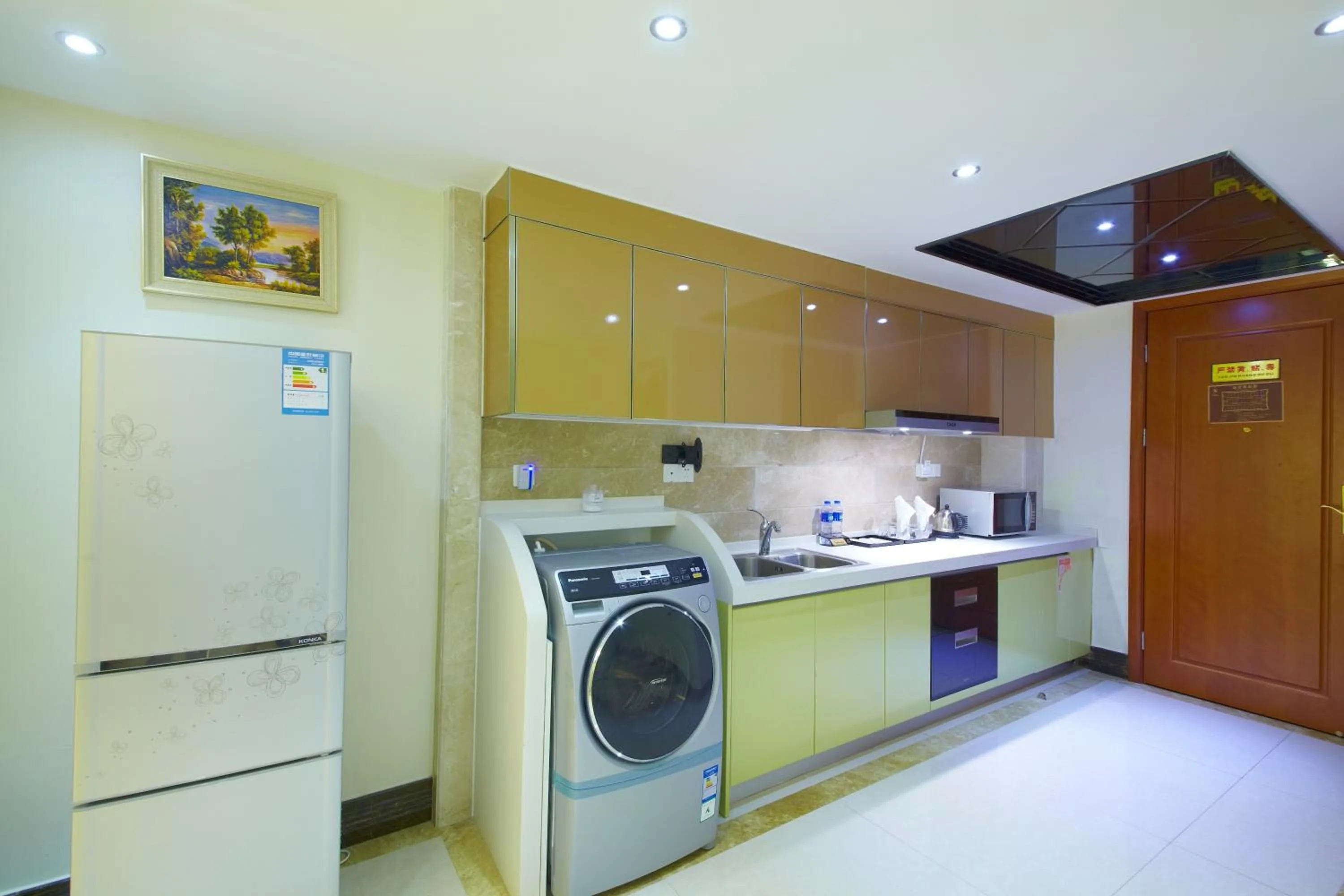 Coffee/tea facilities in Louidon Mega Apartment Of Kam Rueng Plaza - Sunshine Apartment