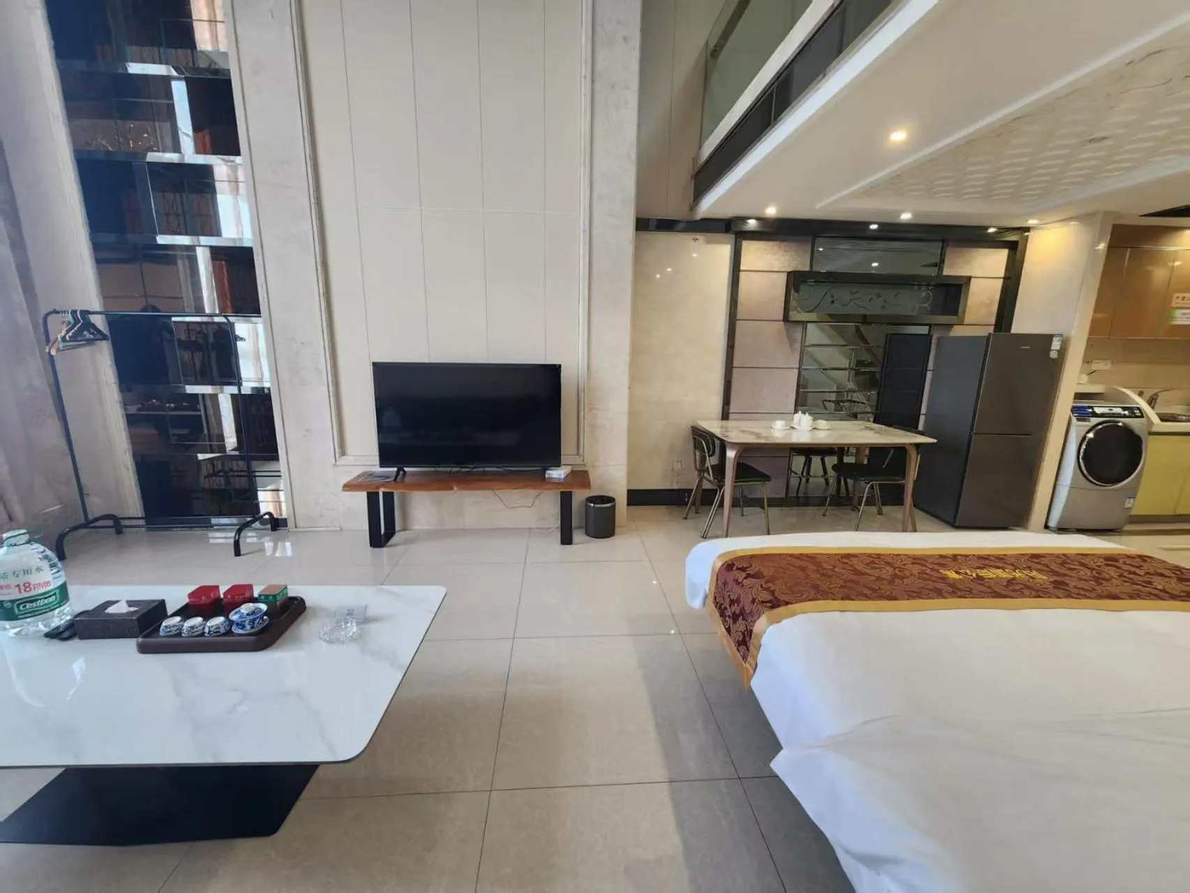 Bed in Louidon Mega Apartment Of Kam Rueng Plaza