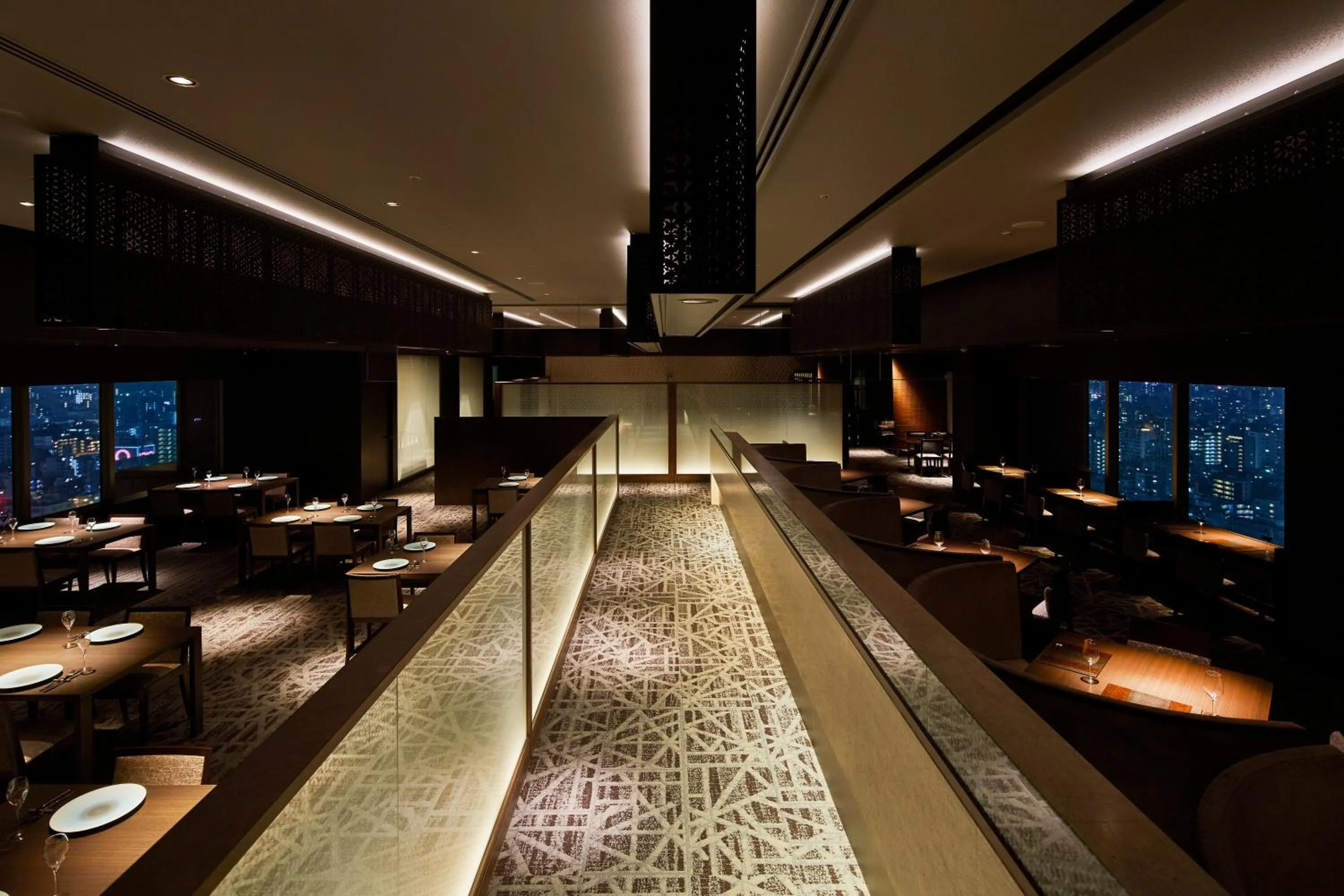 Restaurant/places to eat in Tobu Hotel Levant Tokyo