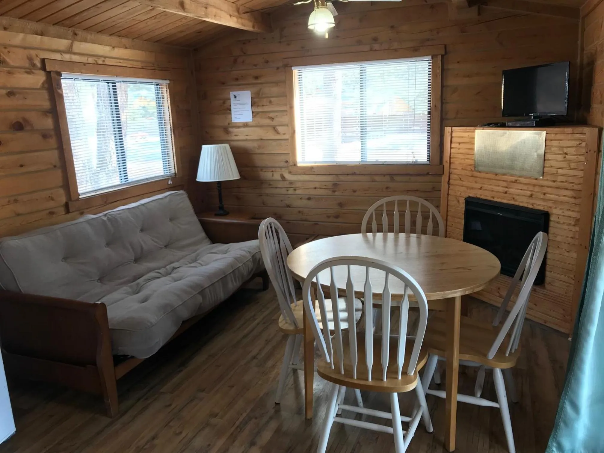 Grandview Cabins & RV Resort