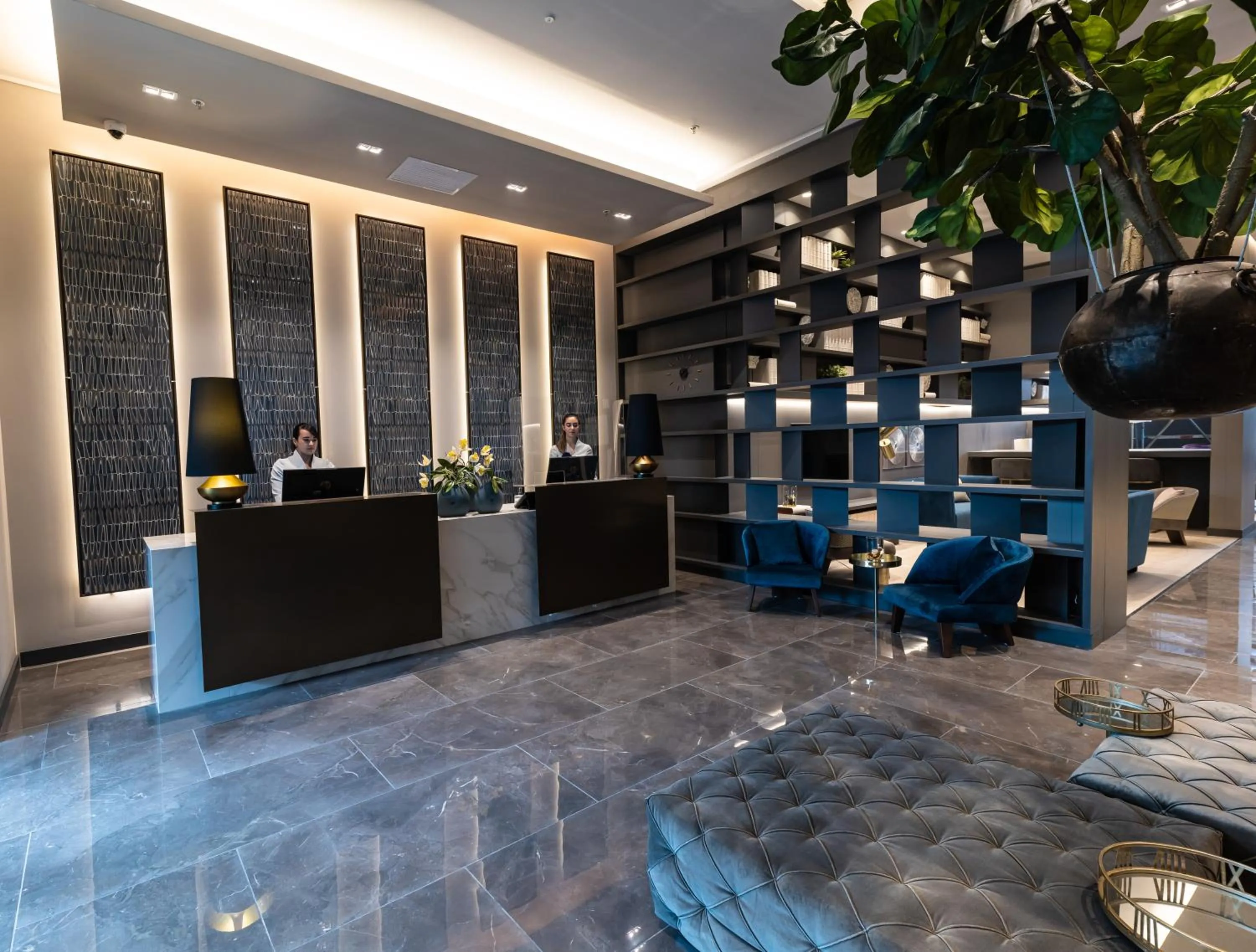 Lobby or reception in Hotel York Luxury Suites Medellin by Preferred