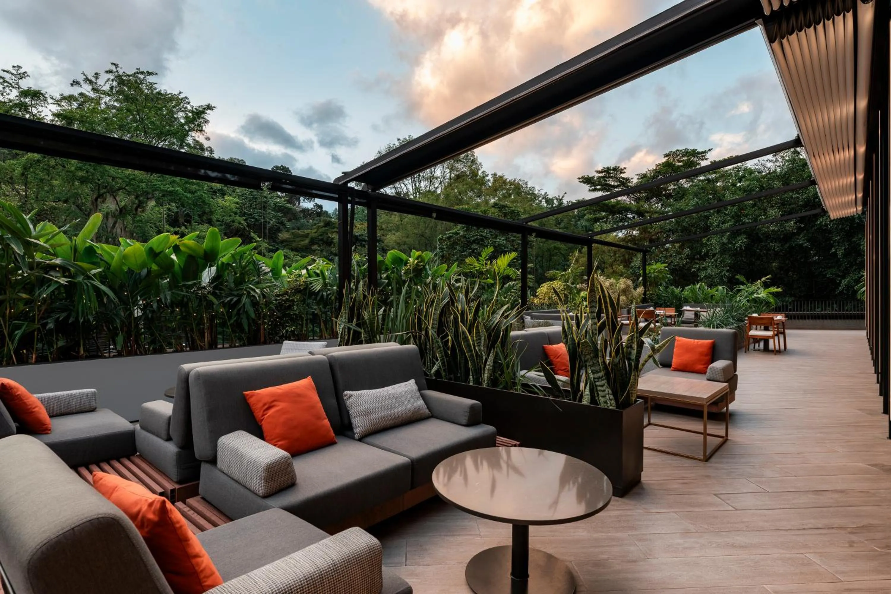 Garden in Hotel York Luxury Suites Medellin by Preferred