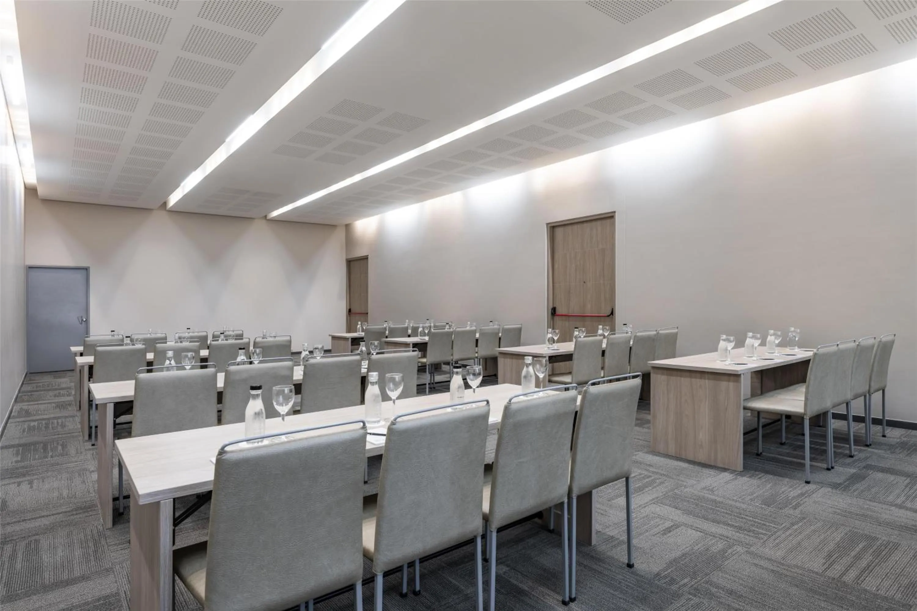 Meeting/conference room in York Medellin, Curio Collection by Hilton
