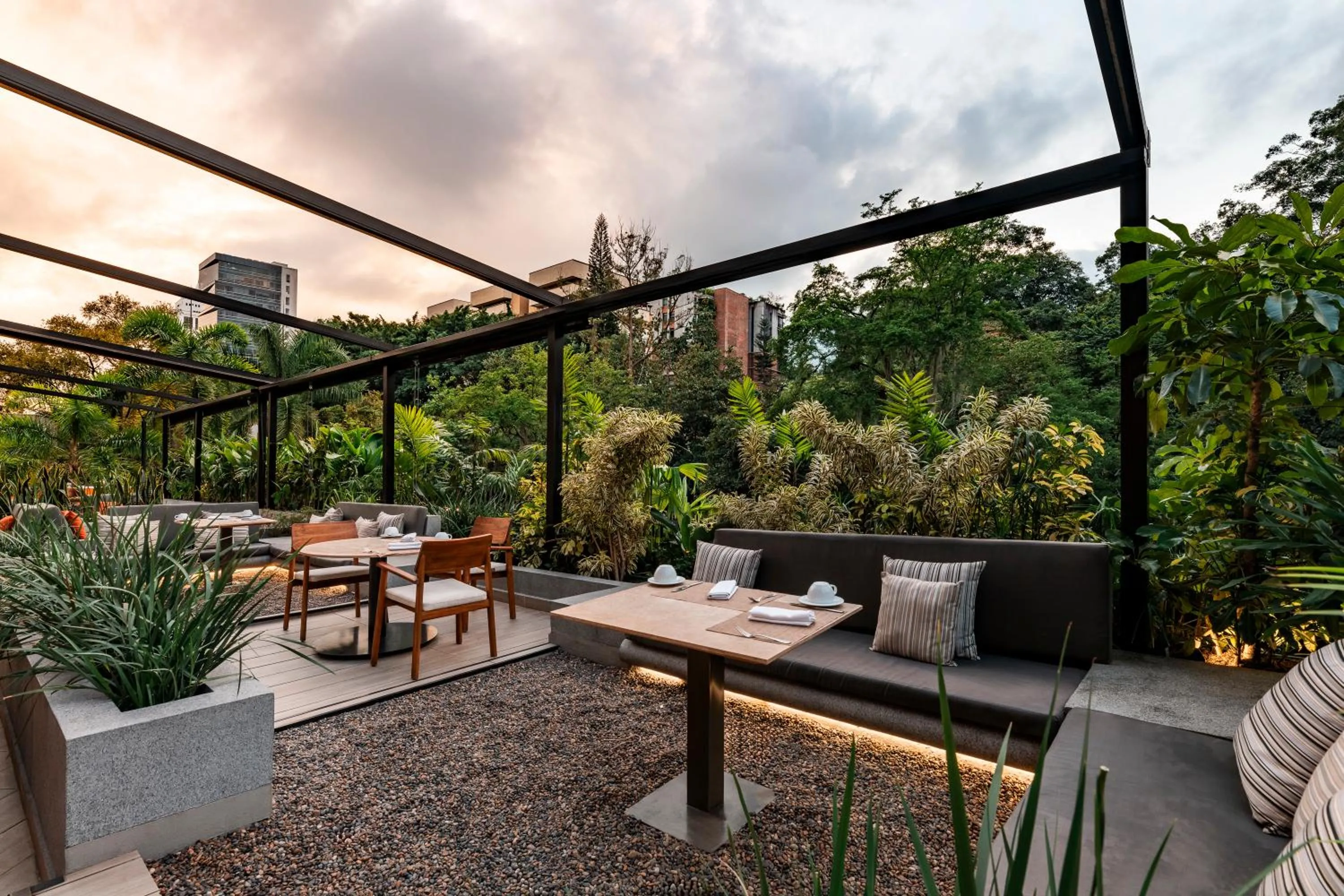 Day in Hotel York Luxury Suites Medellin by Preferred