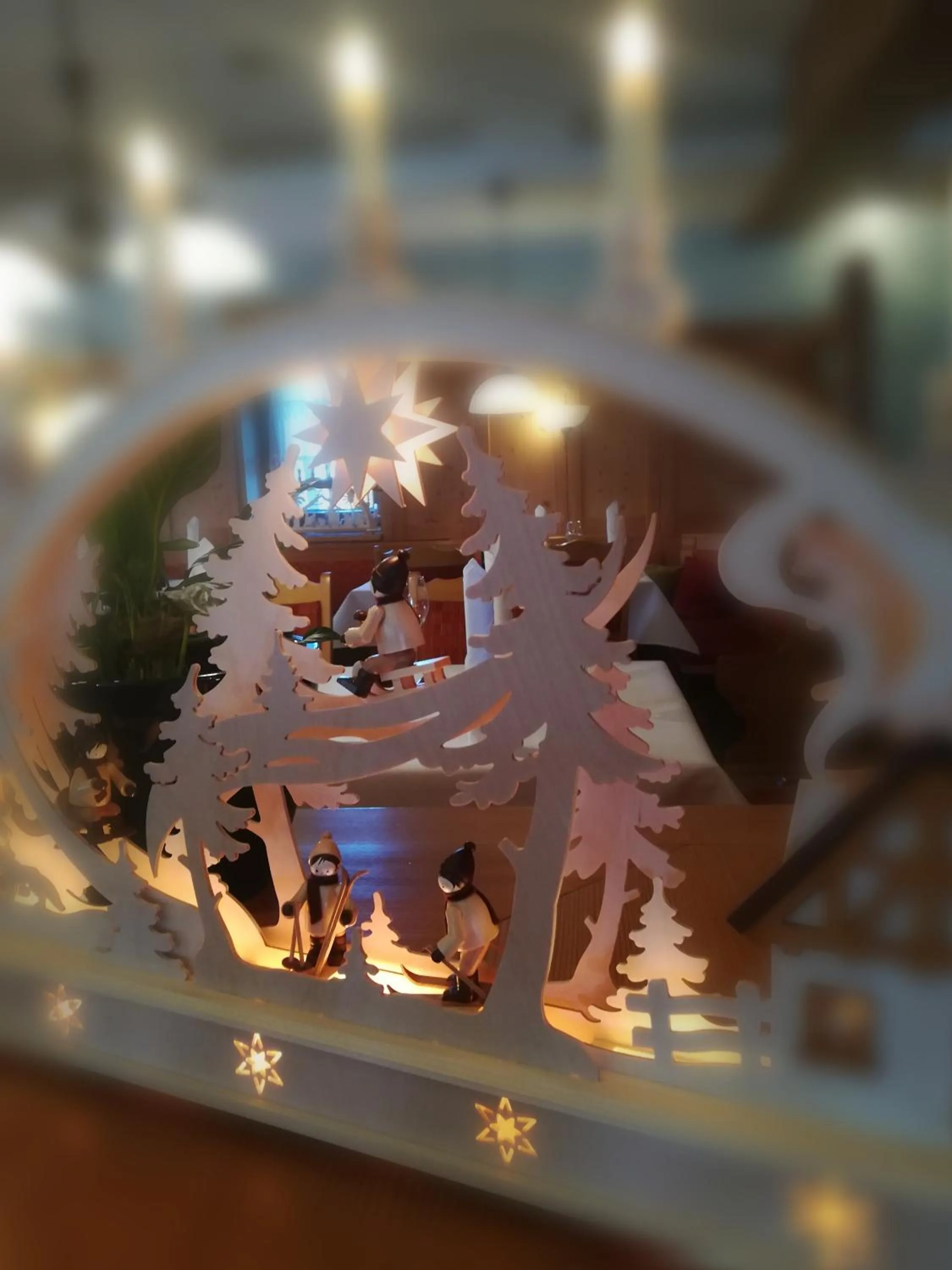 Restaurant/places to eat in Waldhotel Kreuztanne