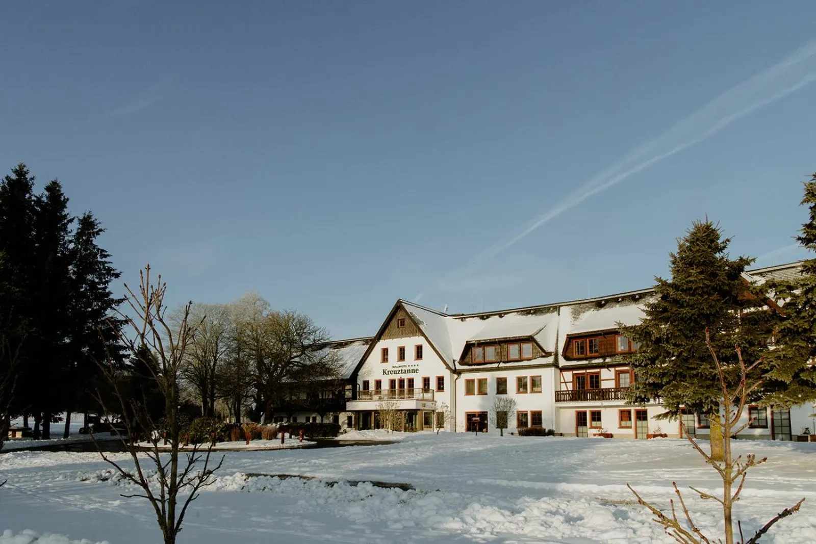 Property building in Waldhotel Kreuztanne