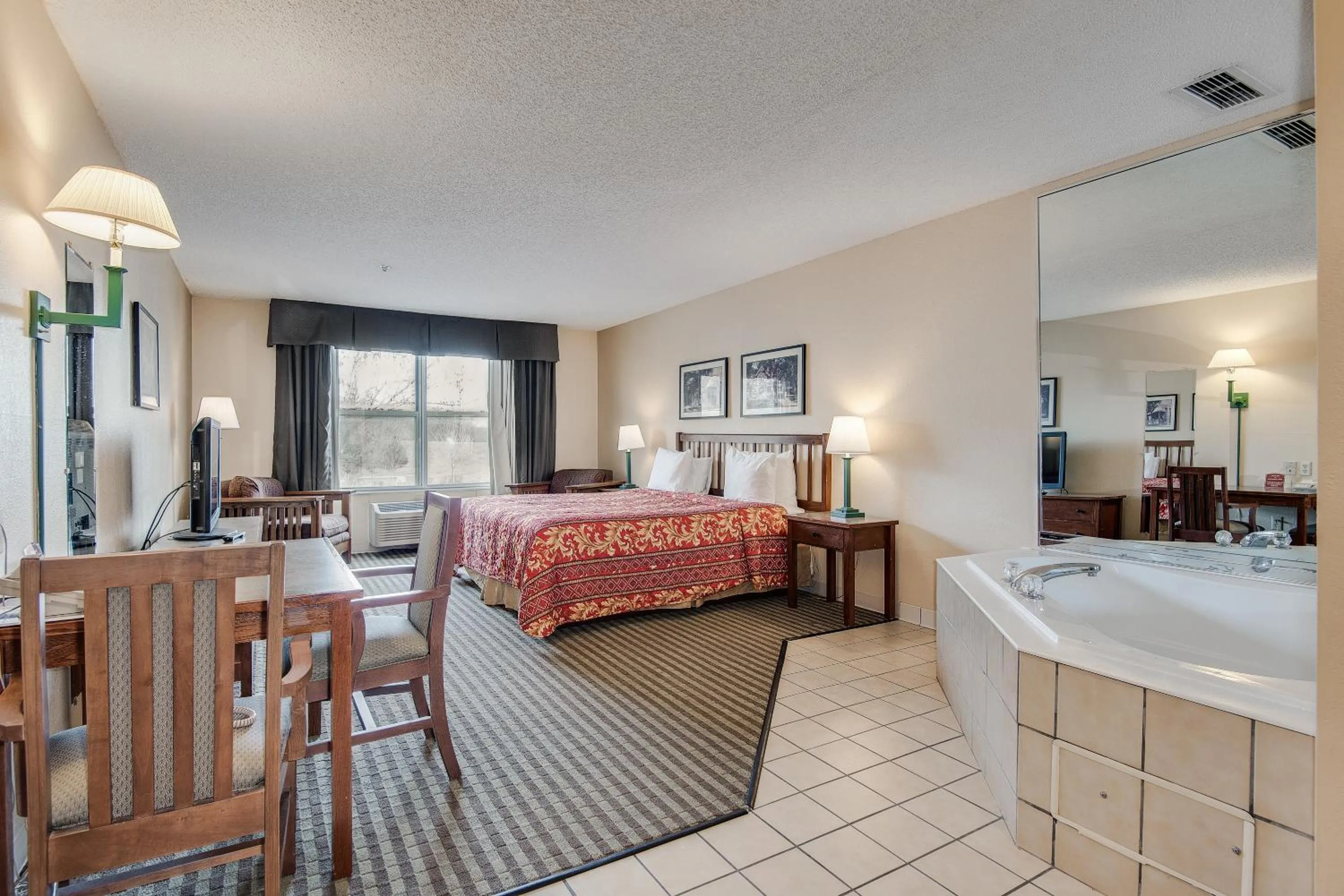 Bed in TownSquare Place