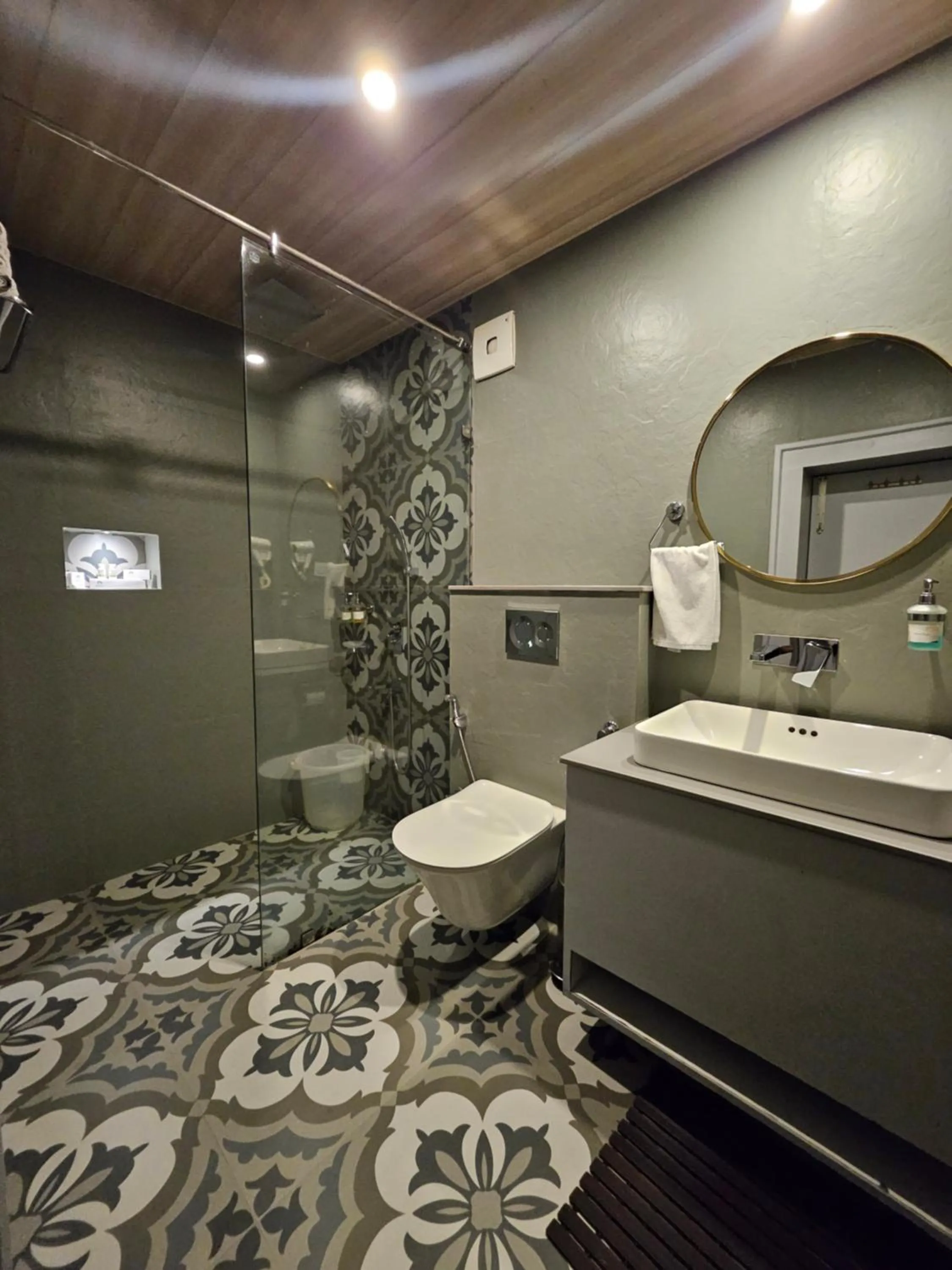 Bathroom in Mongas Hotel & Resort