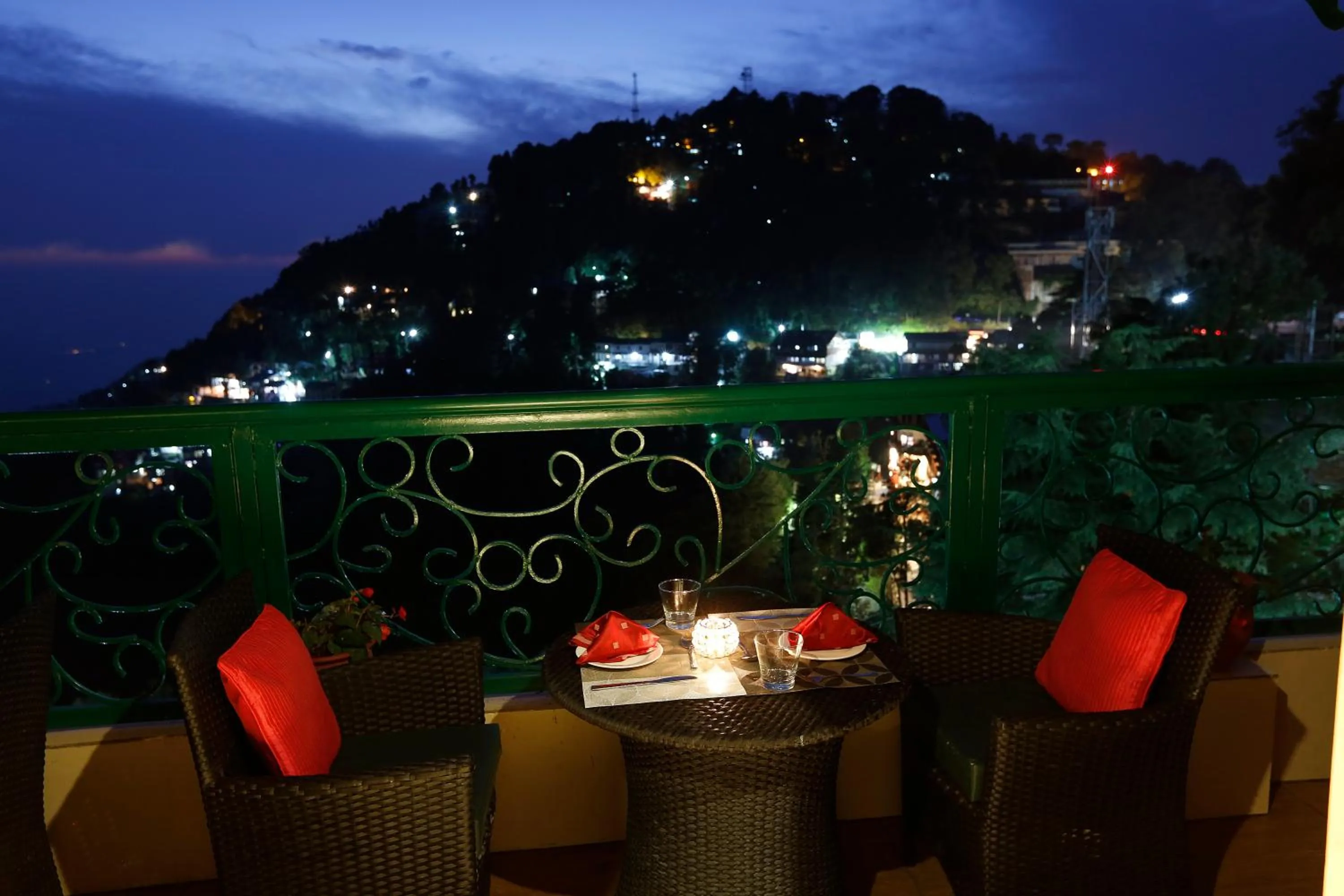 Dining area in Mongas Hotel & Resort