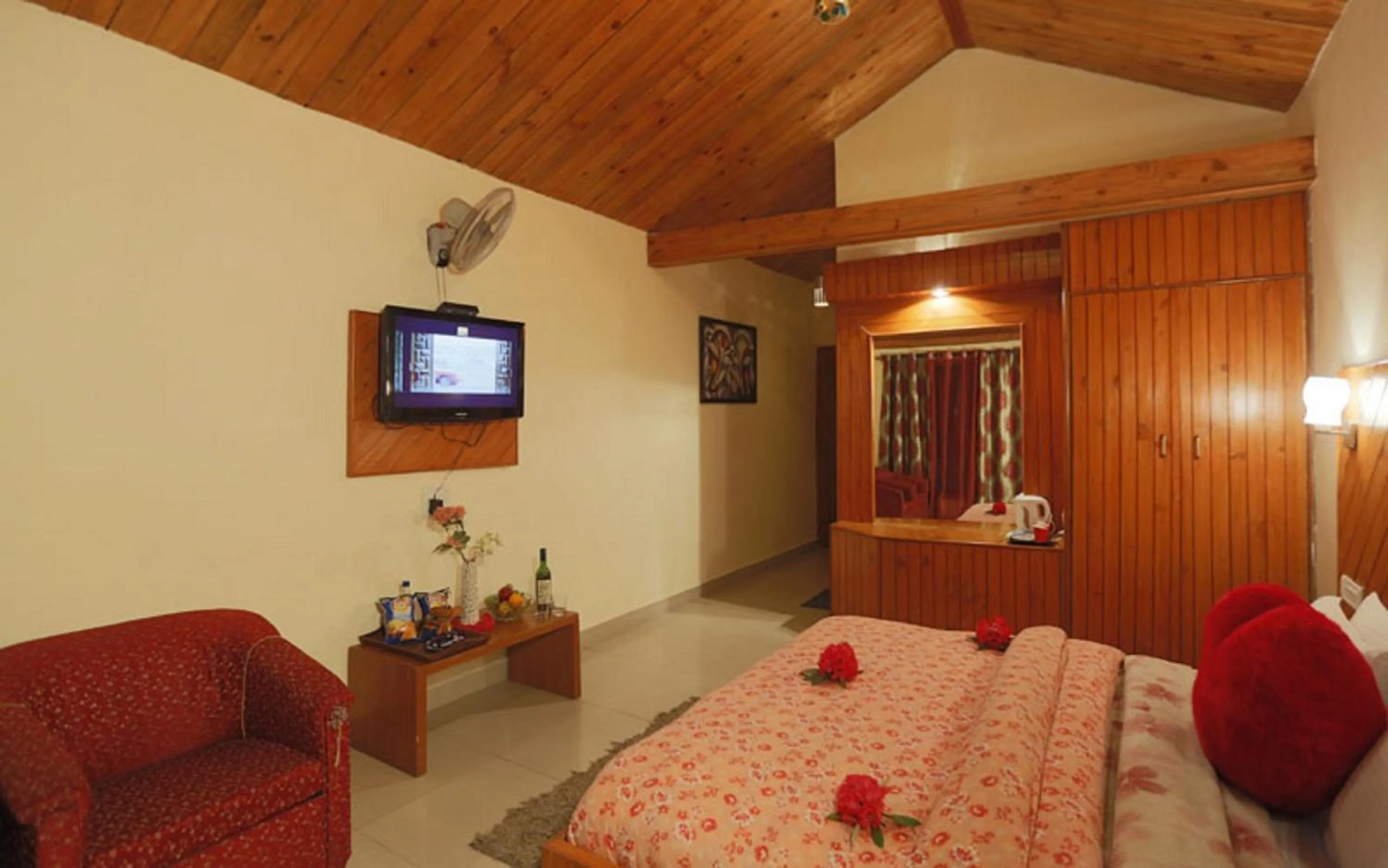 Bedroom, Bed in Mongas Hotel & Resort