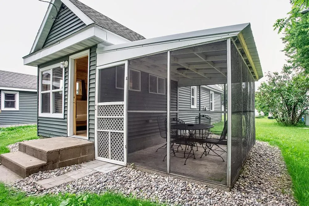 Big River Escape Riverside Cabins