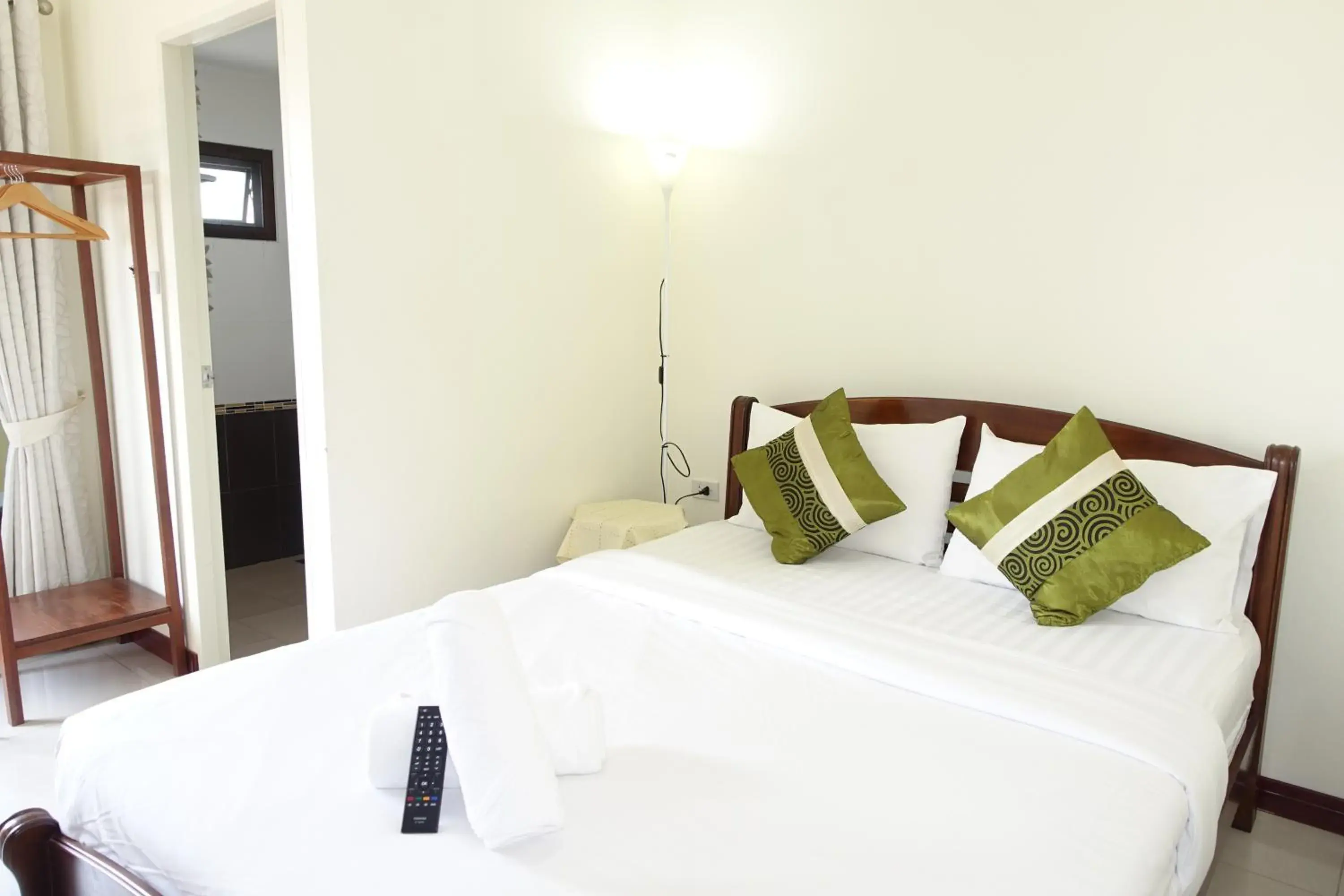 Standard Double Room in Baan Taweesuk Guest House Standard Double Room in Baan Taweesuk Guest House