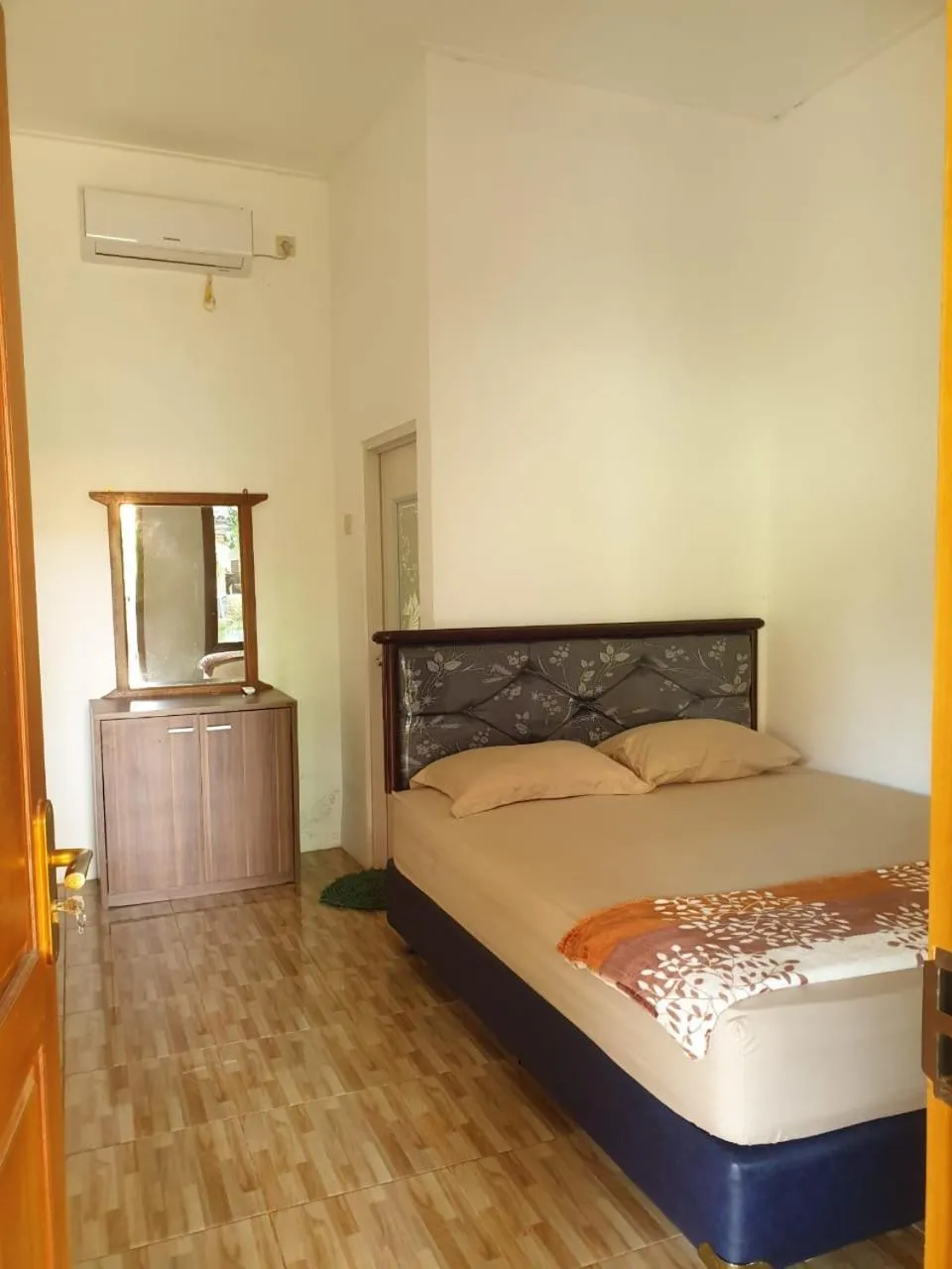 Bedroom, Bed in Nita's Homestay Banyuwangi