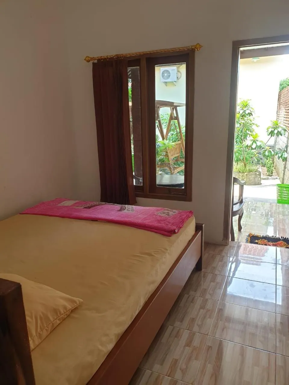 Bedroom, Bed in Nita's Homestay Banyuwangi