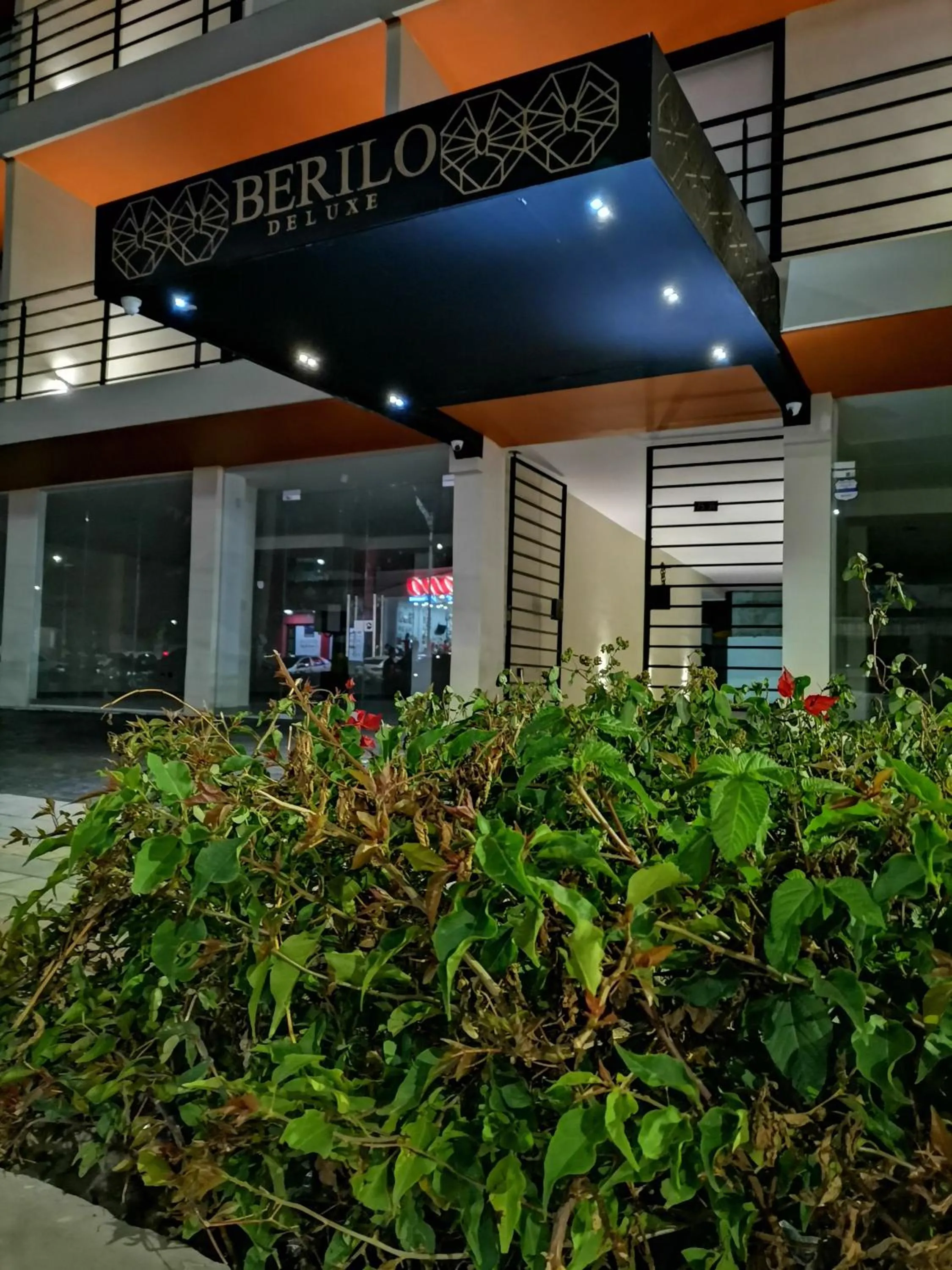 Facade/entrance in Berilo Deluxe Apartahotel