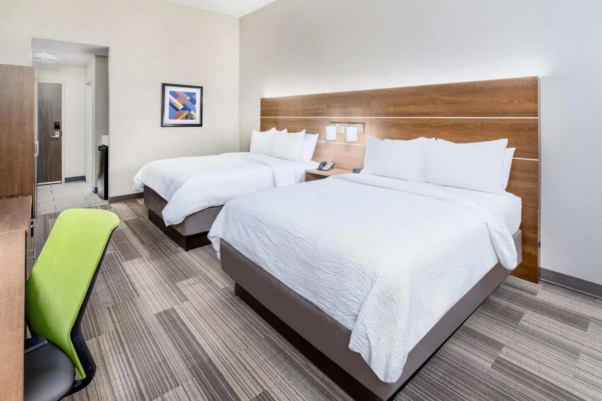 Photo of the whole room, Bed in Holiday Inn Express Durango Downtown- Animas River