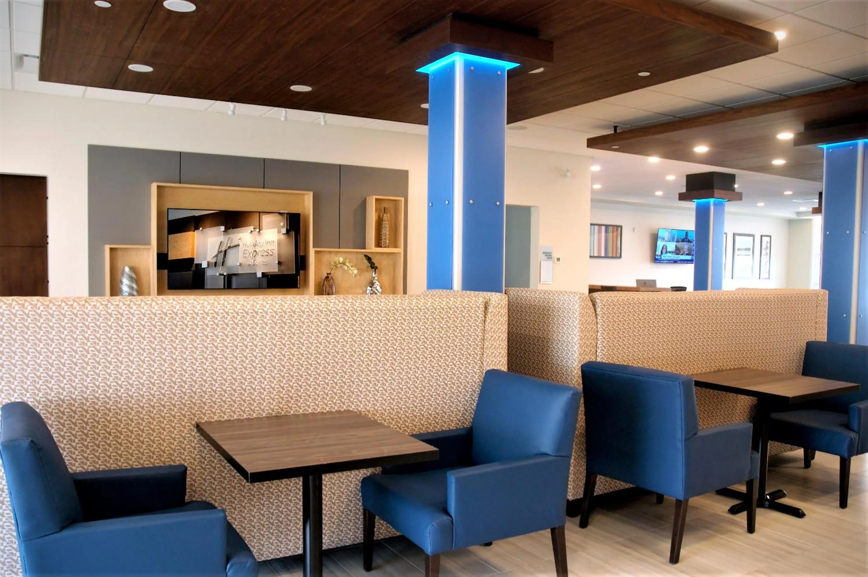 Holiday Inn Express & Suites - Edmonton SW – Windermere by IHG