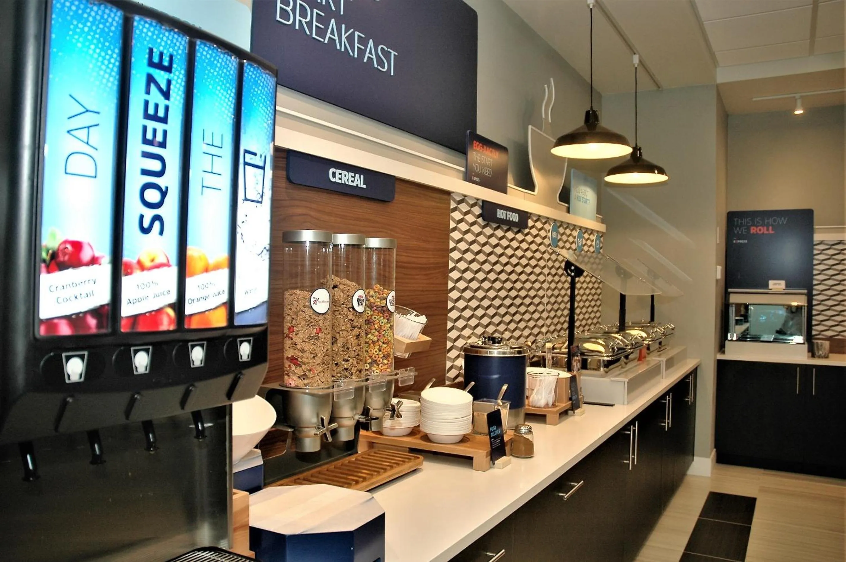 Breakfast in Holiday Inn Express & Suites - Edmonton SW – Windermere by IHG