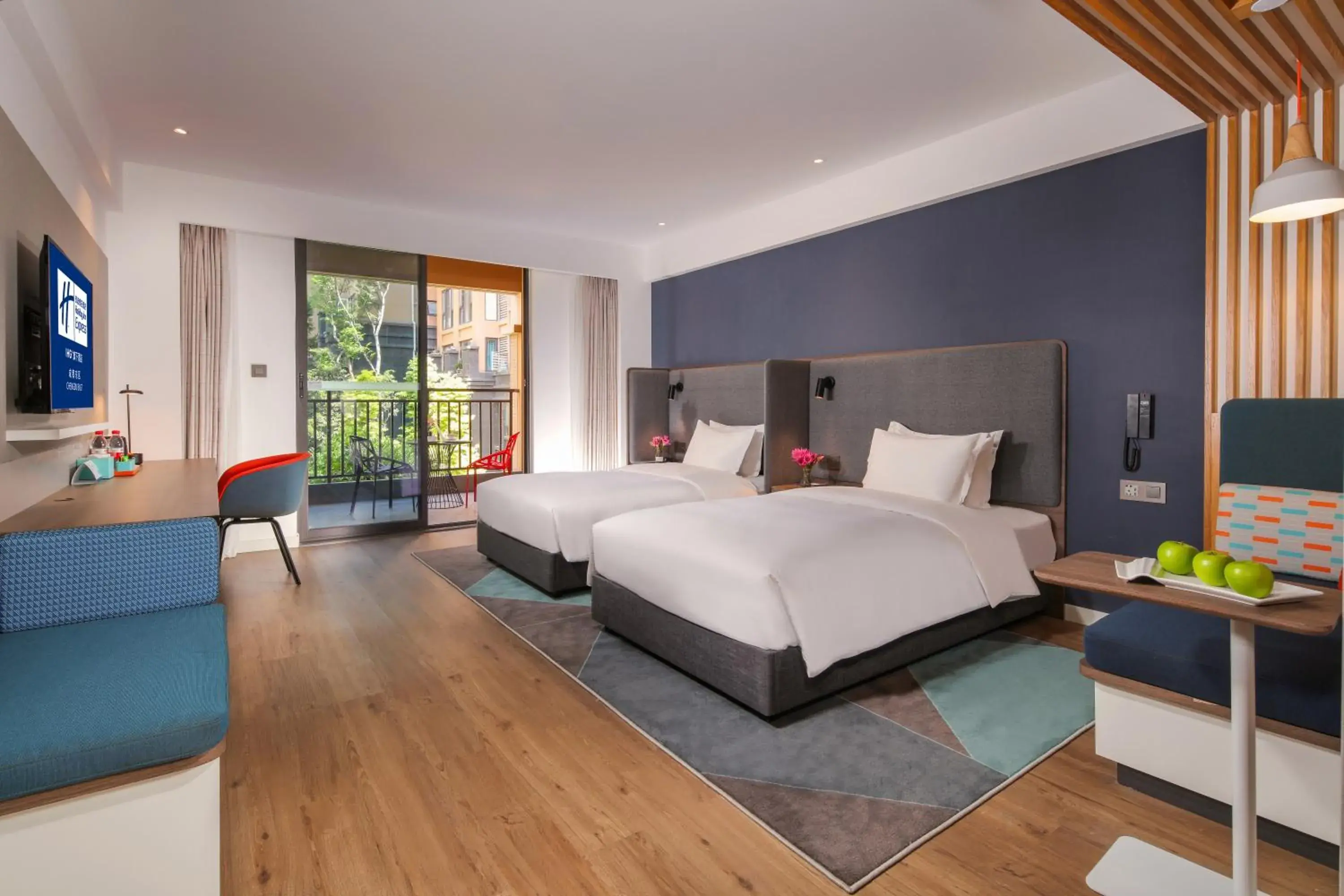 Standard Twin Room with Extra Floor Space in Holiday Inn Express Chengdu East, an IHG Hotel Standard Twin Room with Extra Floor Space in Holiday Inn Express Chengdu East, an IHG Hotel