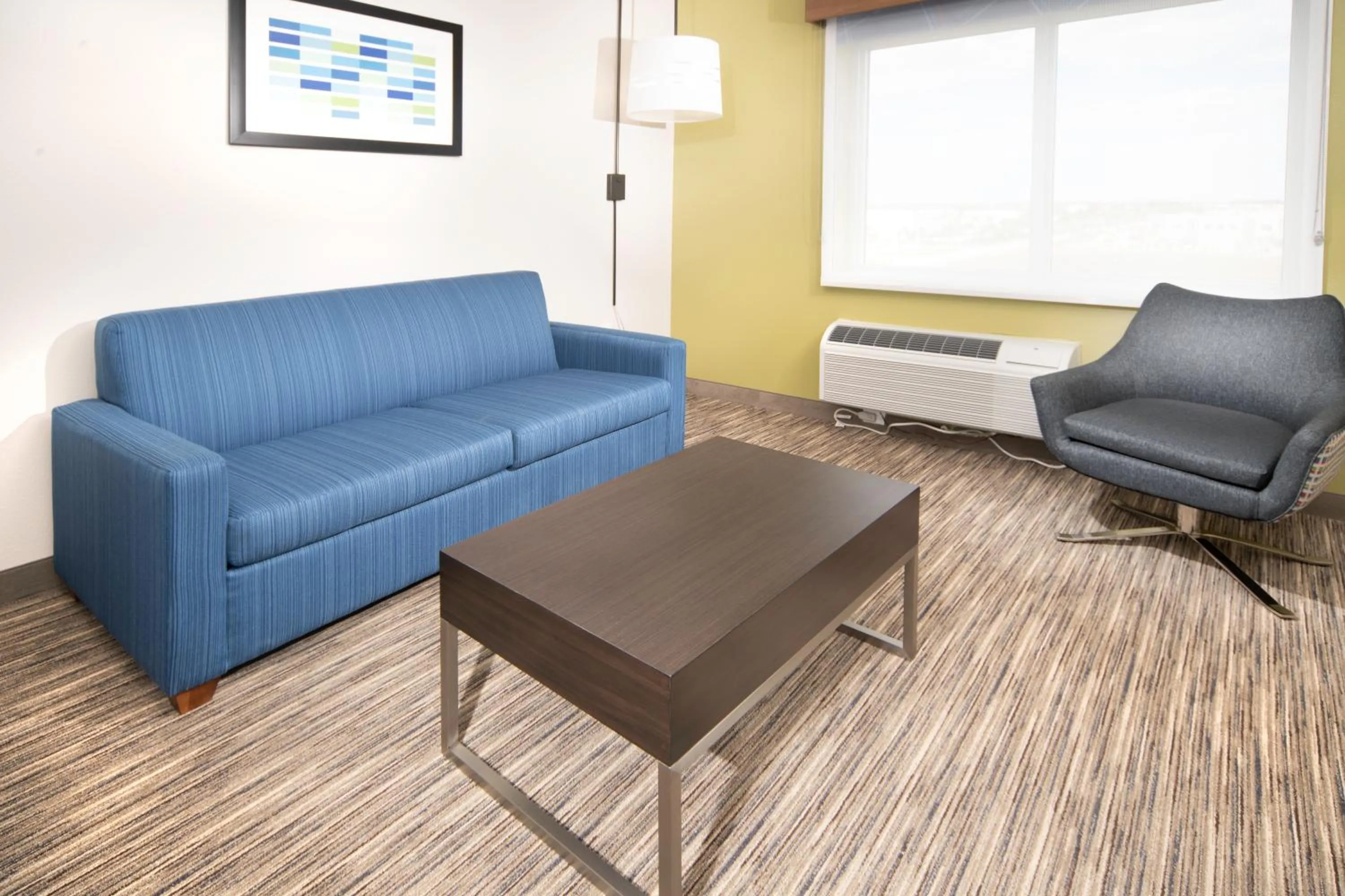 Seating area in Holiday Inn Express & Suites - Fort Myers Airport by IHG
