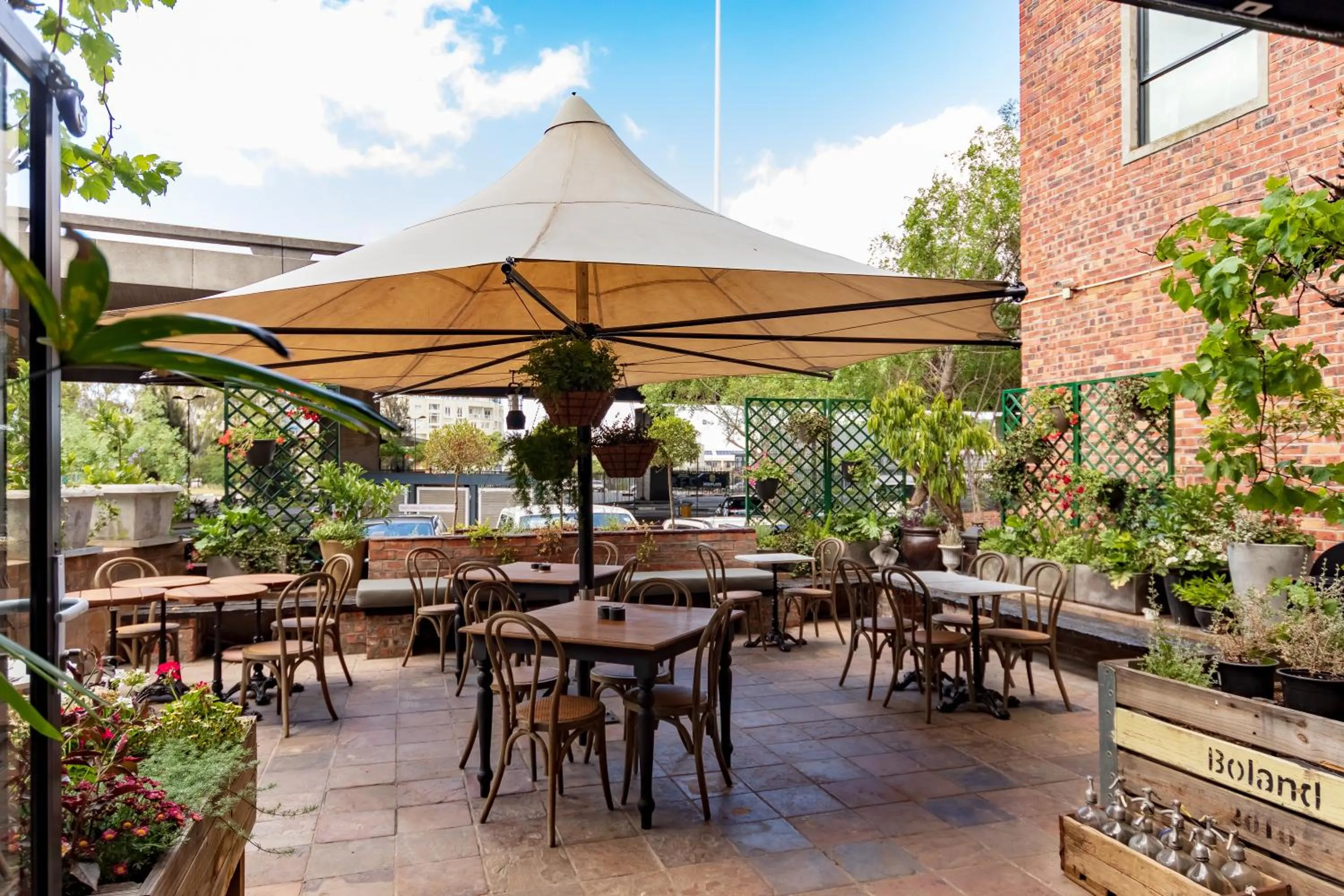 Patio in Old Foundry Hotel by Ideas Cartel