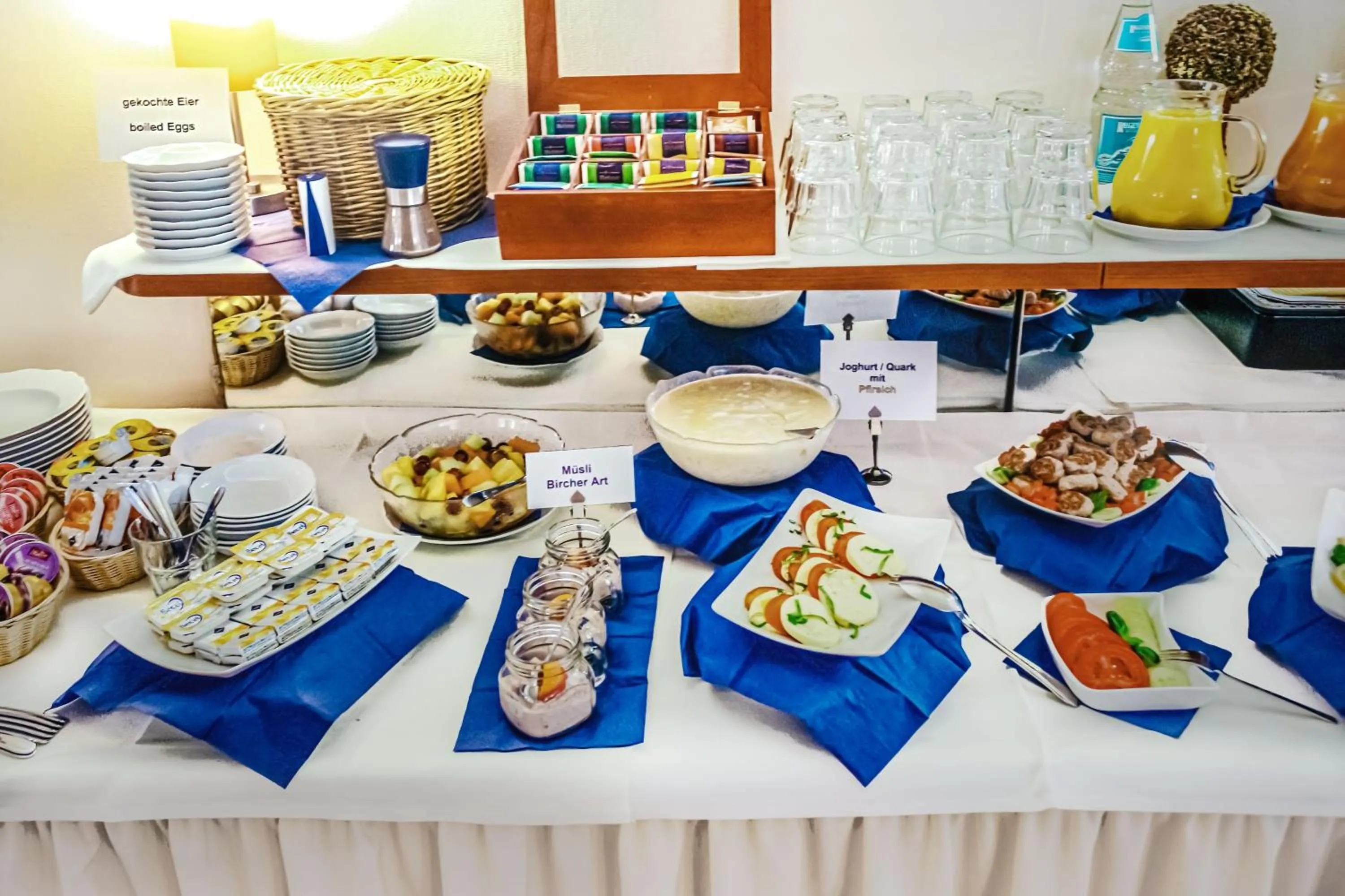 Buffet breakfast in Hotel Münkel