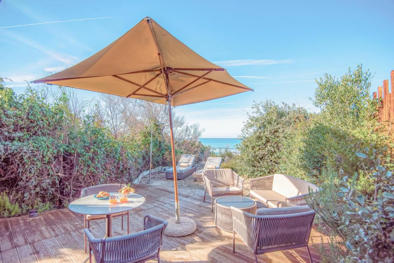 Patio in Hotel Riva degli Etruschi