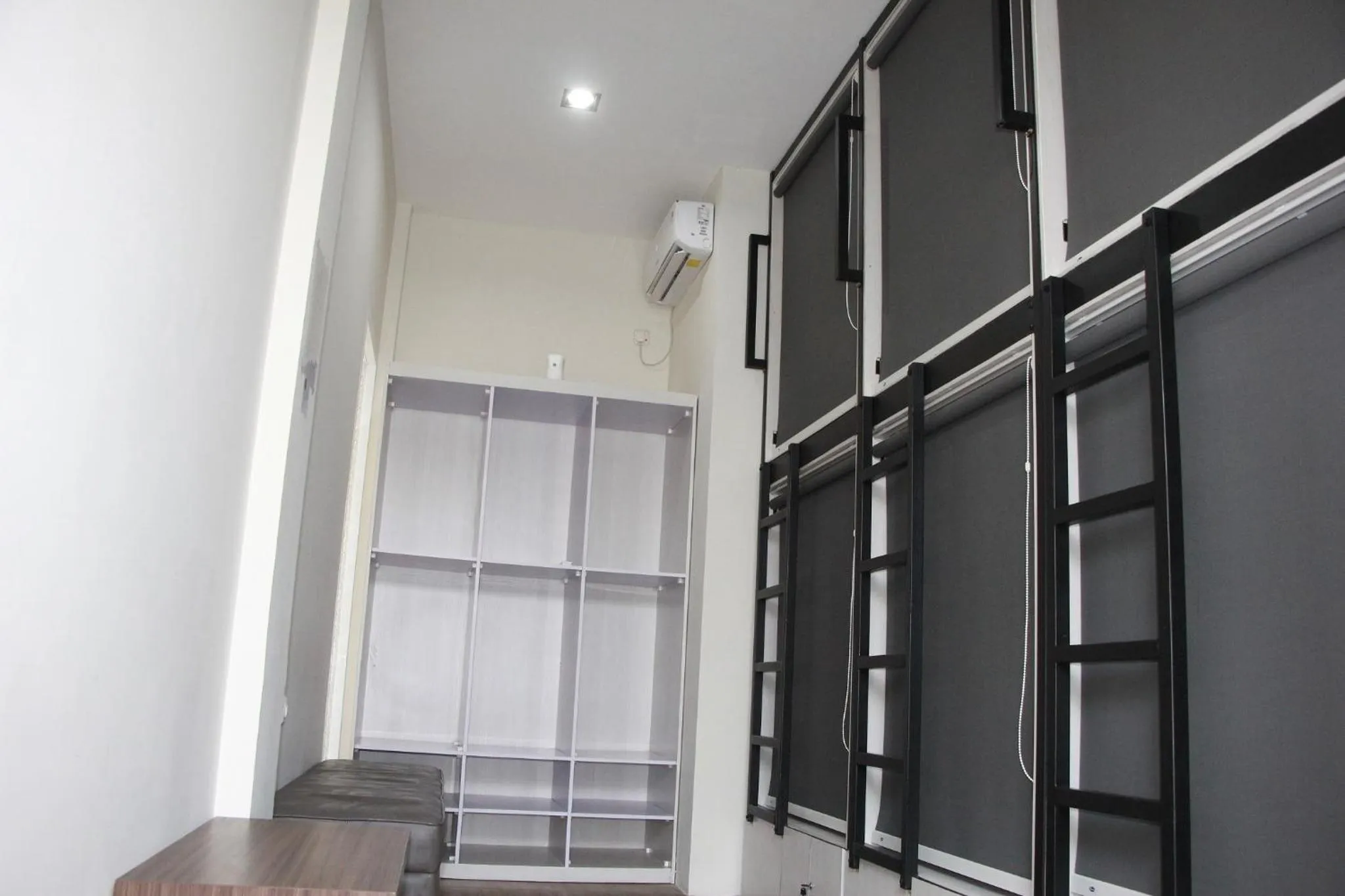 Bed in The Peak Guest House