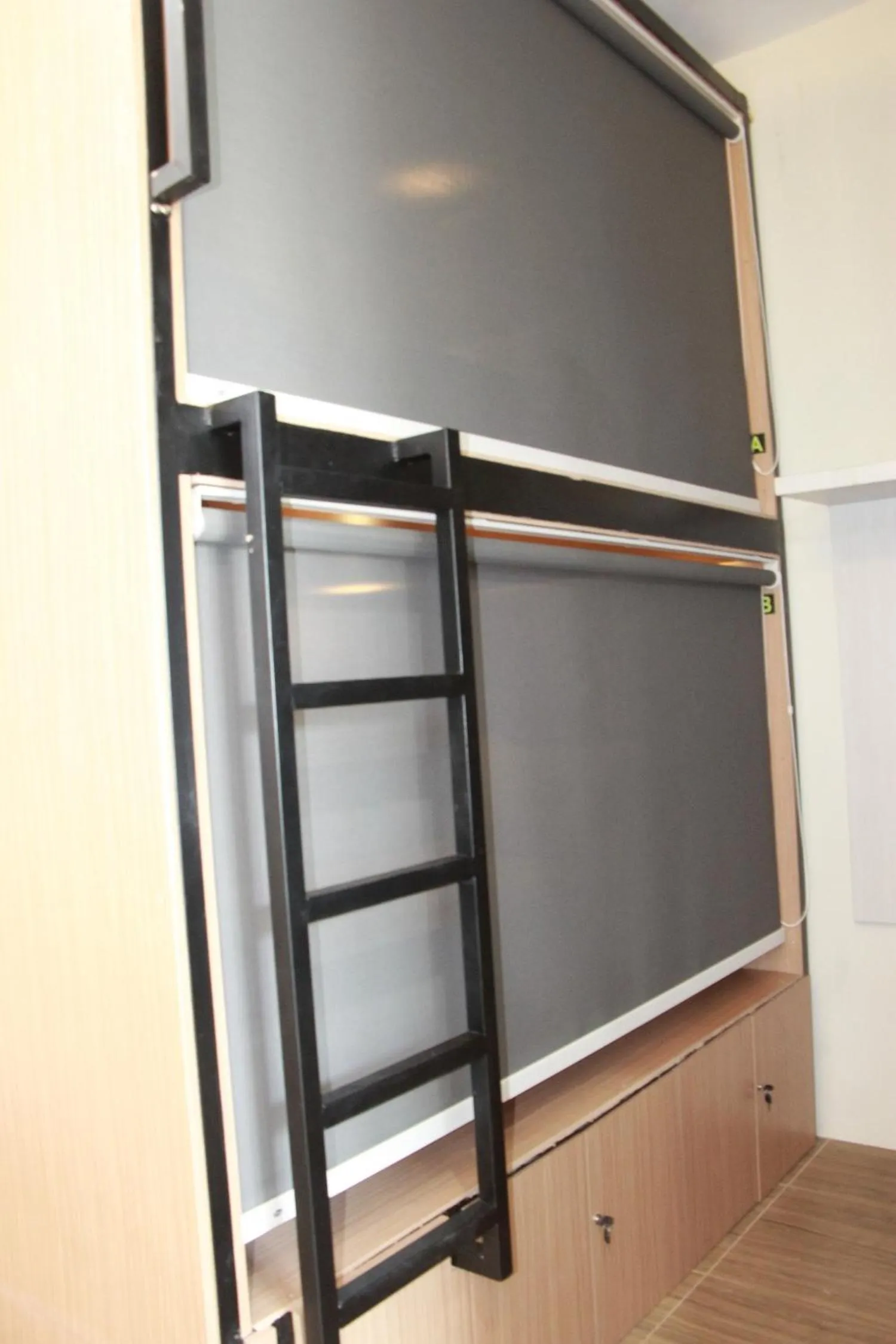 Bed in The Peak Guest House