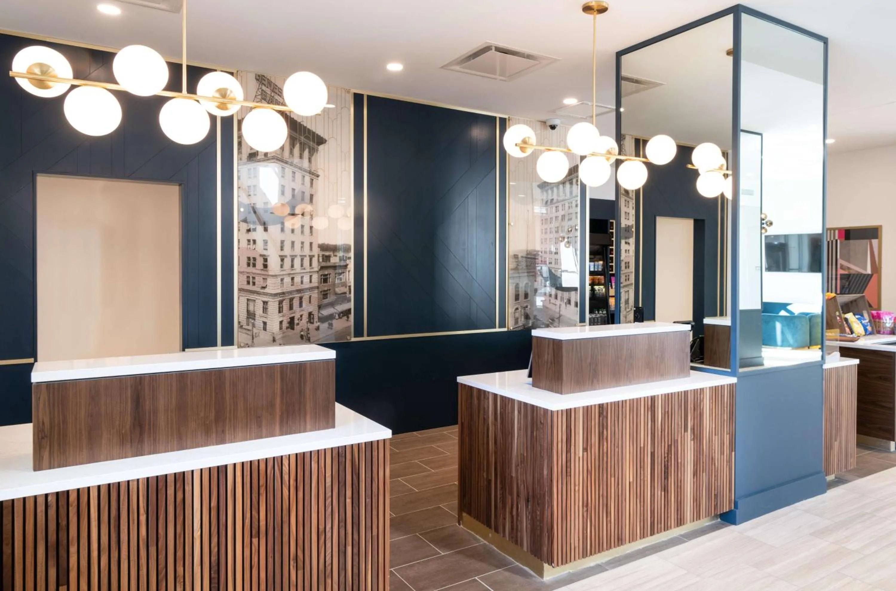 Lobby or reception in Hilton Garden Inn Flint Downtown