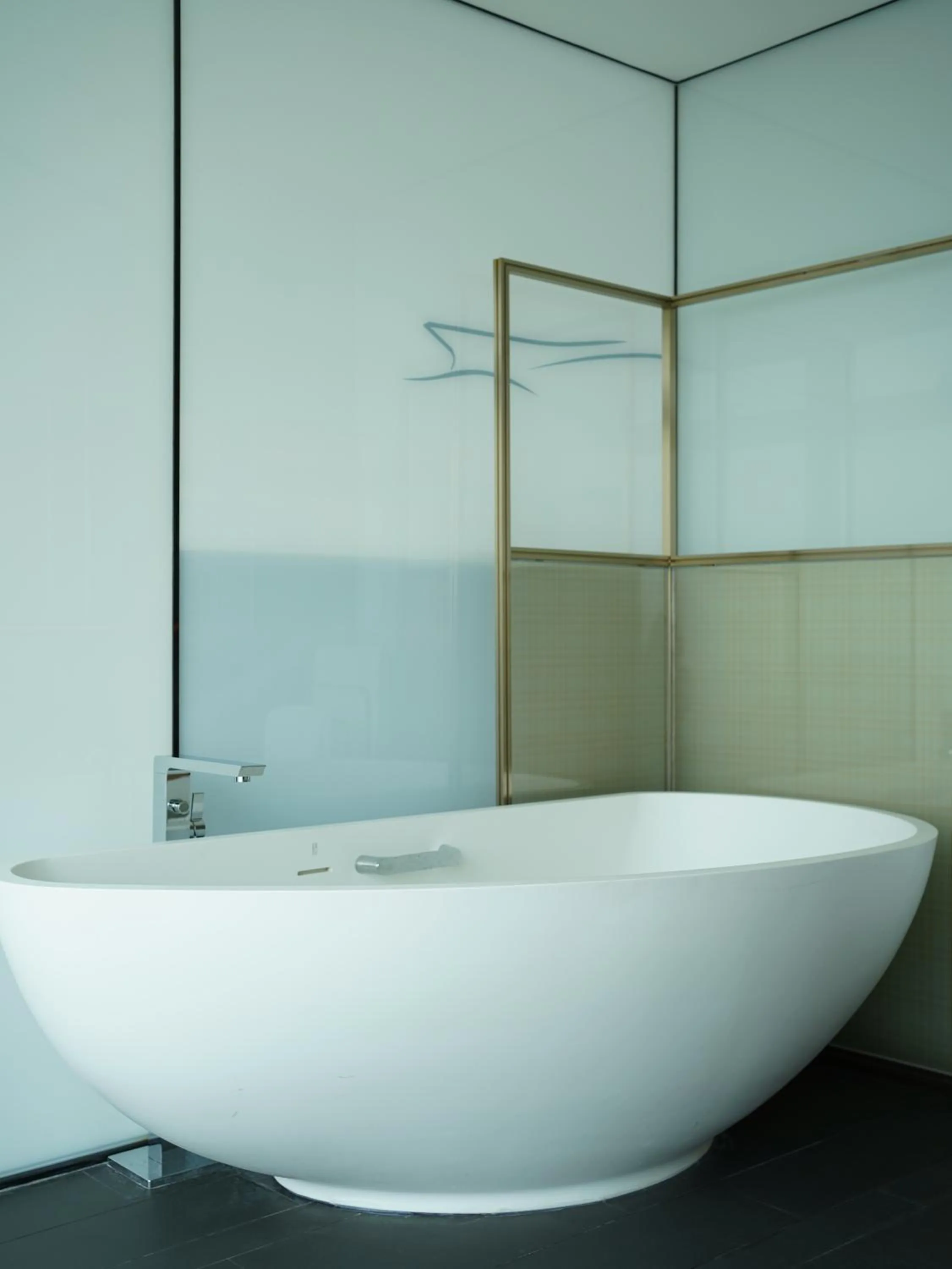 Hot Tub in Doubletree by Hilton Foshan Nanhai- Close to Guangzhou Jiaokou Metro