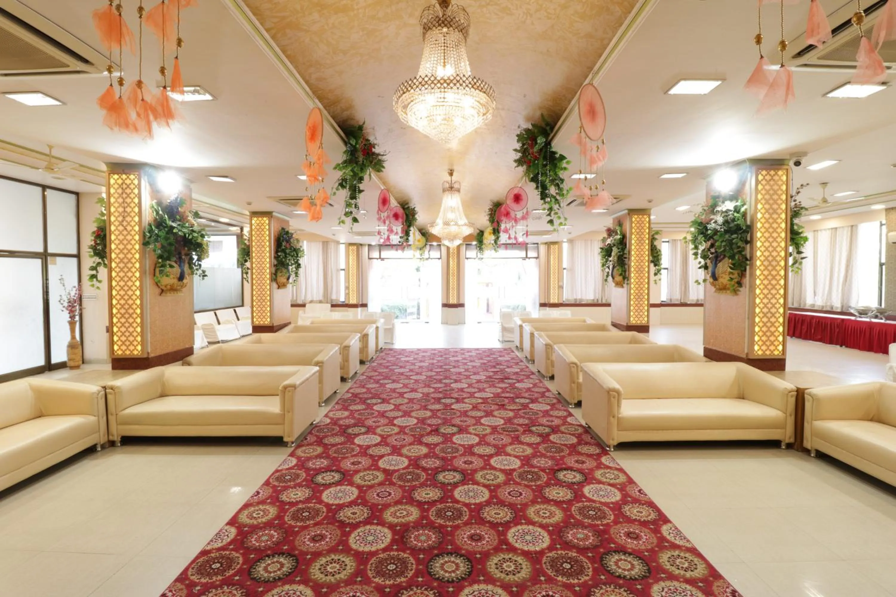 Banquet/Function facilities in Treebo New Rockwell Vivek Vihar