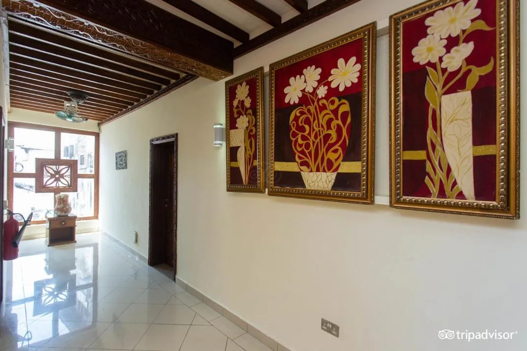 Decorative detail in Al-Minar Hotel