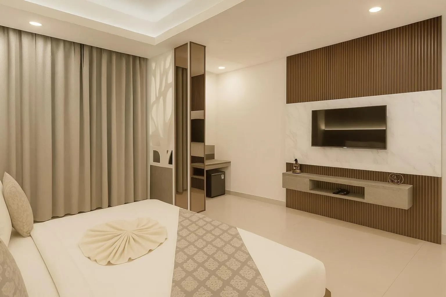 Bed in Hotel Zion Inn, Cantonment, Varanasi