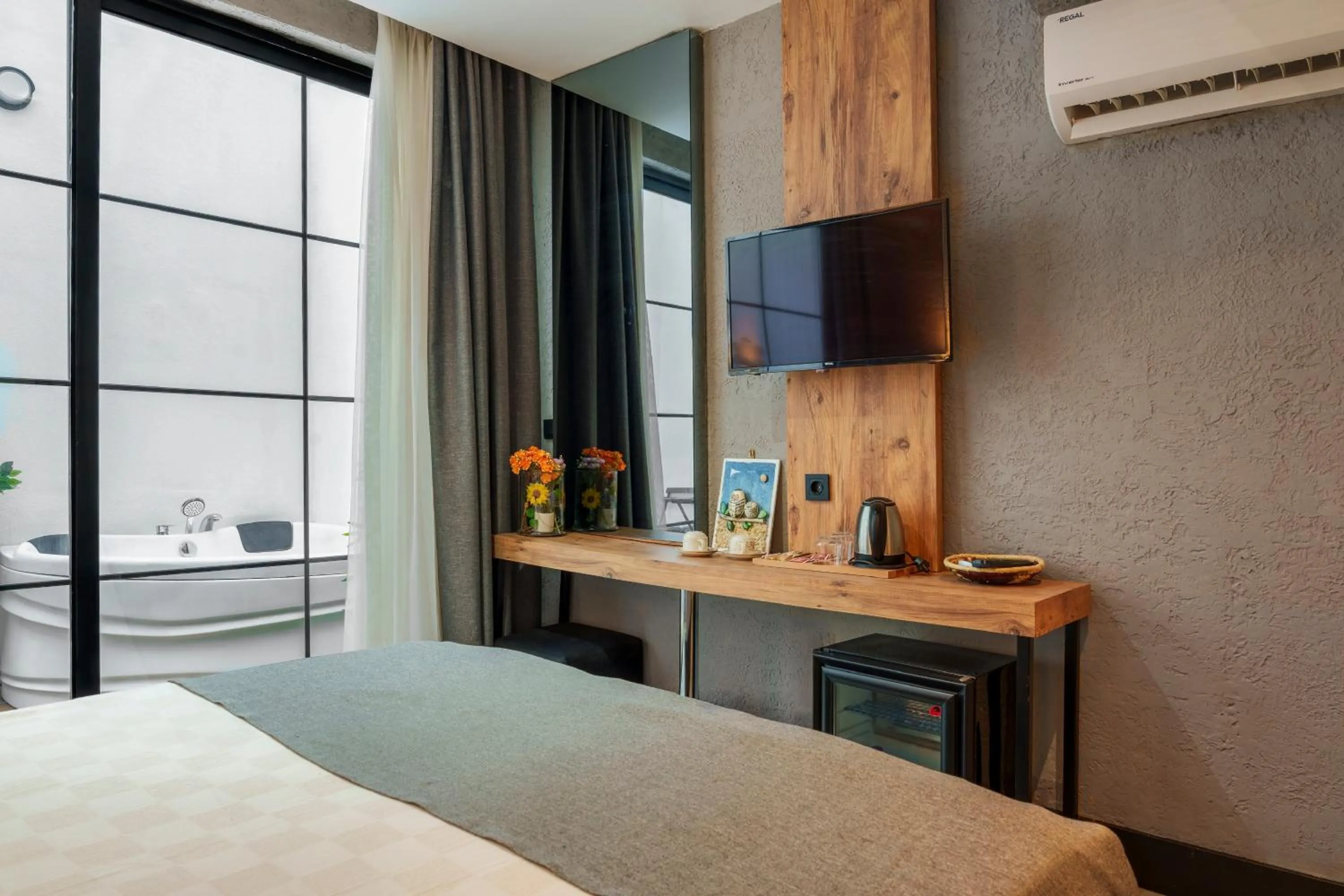 View (from property/room), Bed in Mielo Lara Hotel