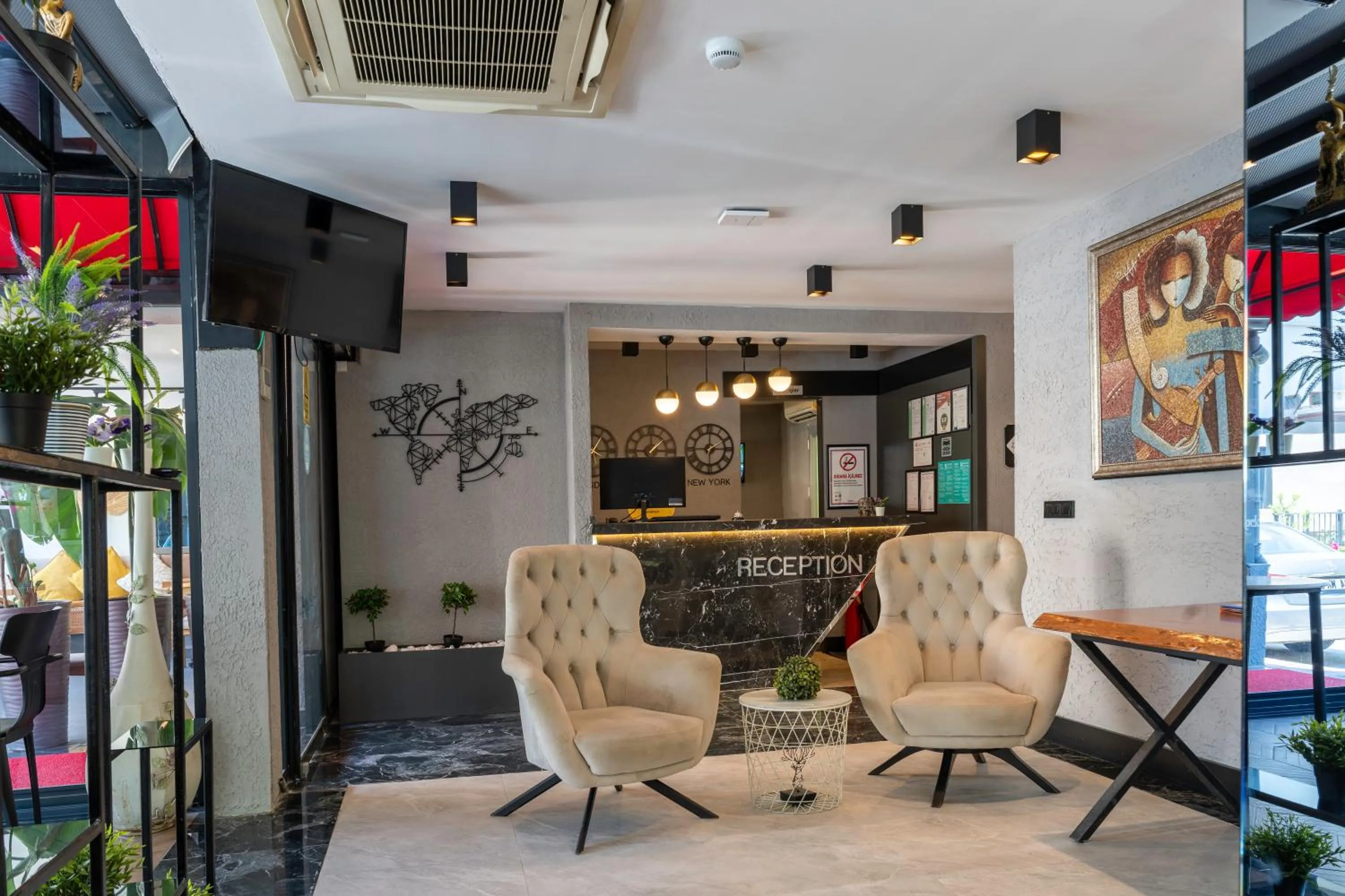 Lobby or reception in Mielo Lara Hotel