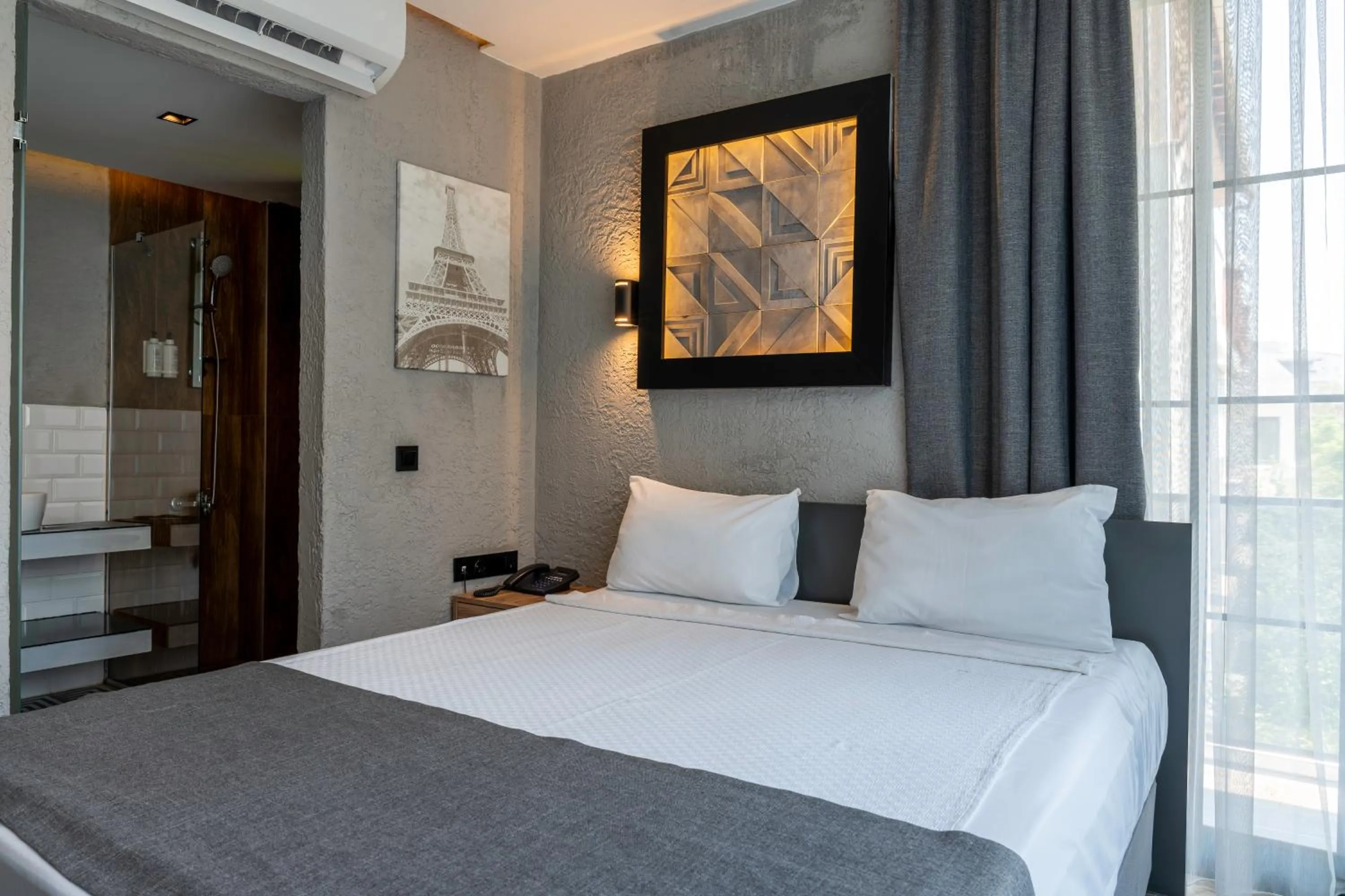 Bedroom, Bed in Mielo Lara Hotel