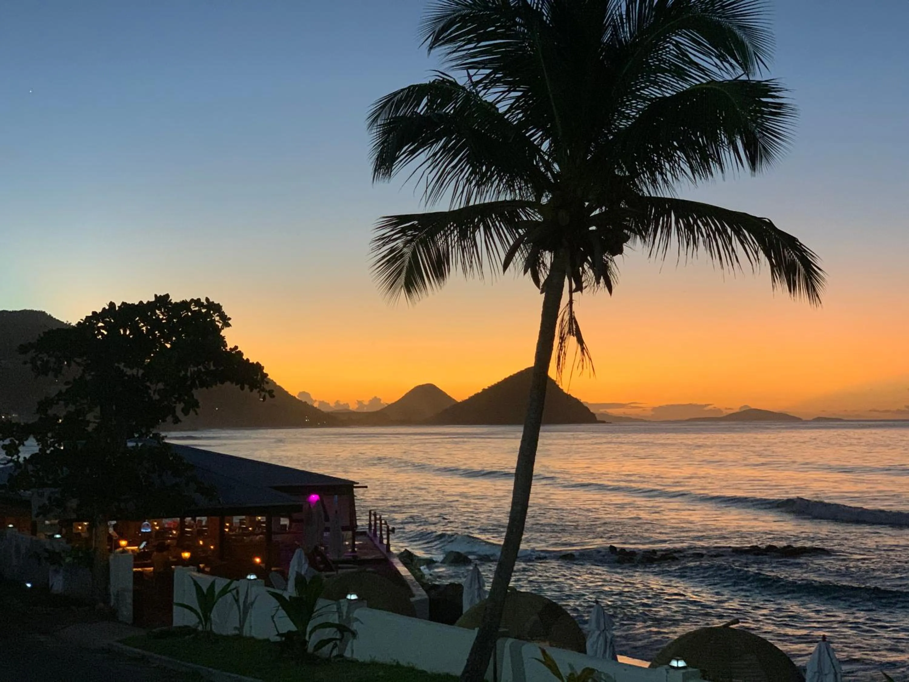 Restaurant/places to eat in Sugar Mill Hotel