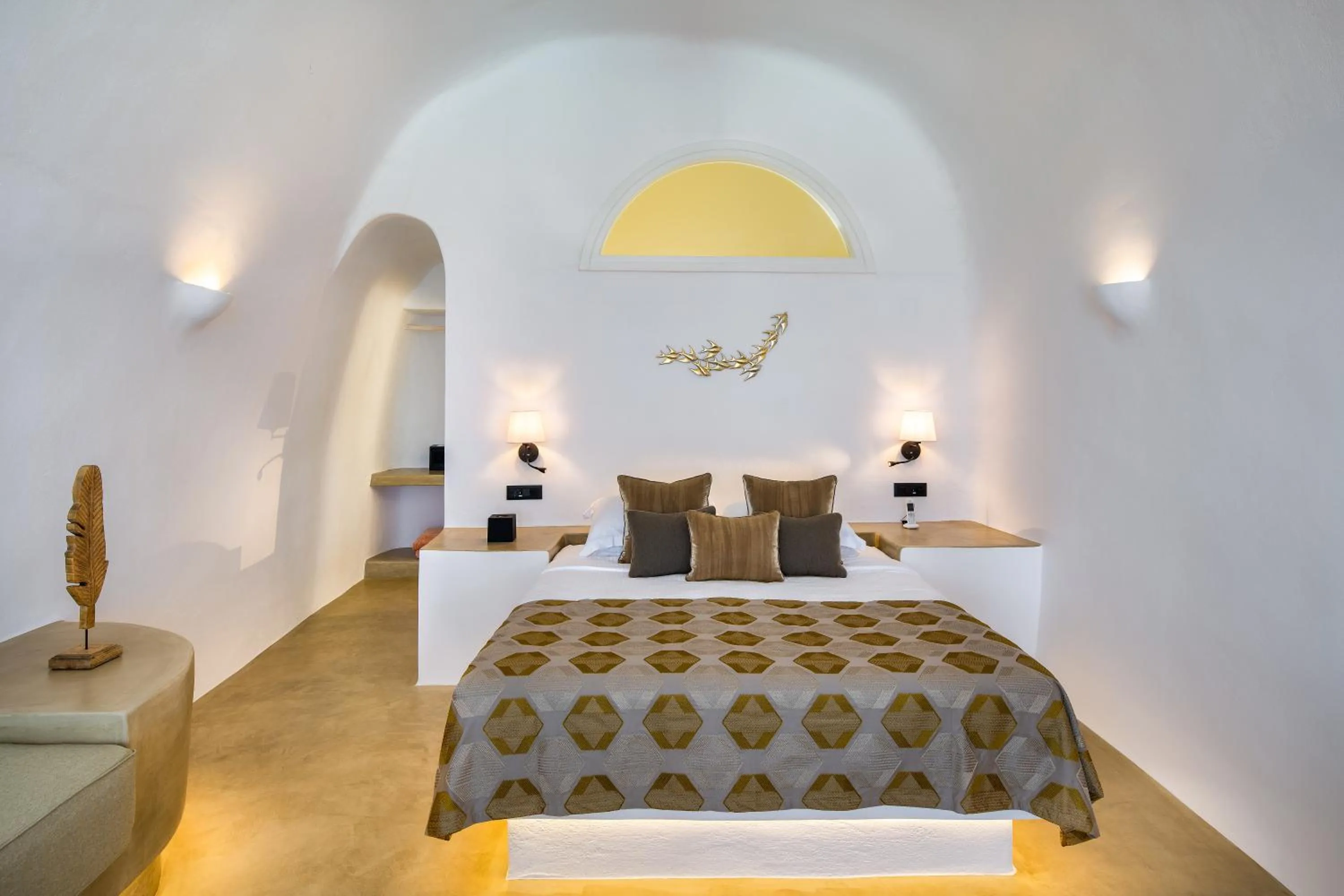 Bed in Siete Mares Luxury Suites